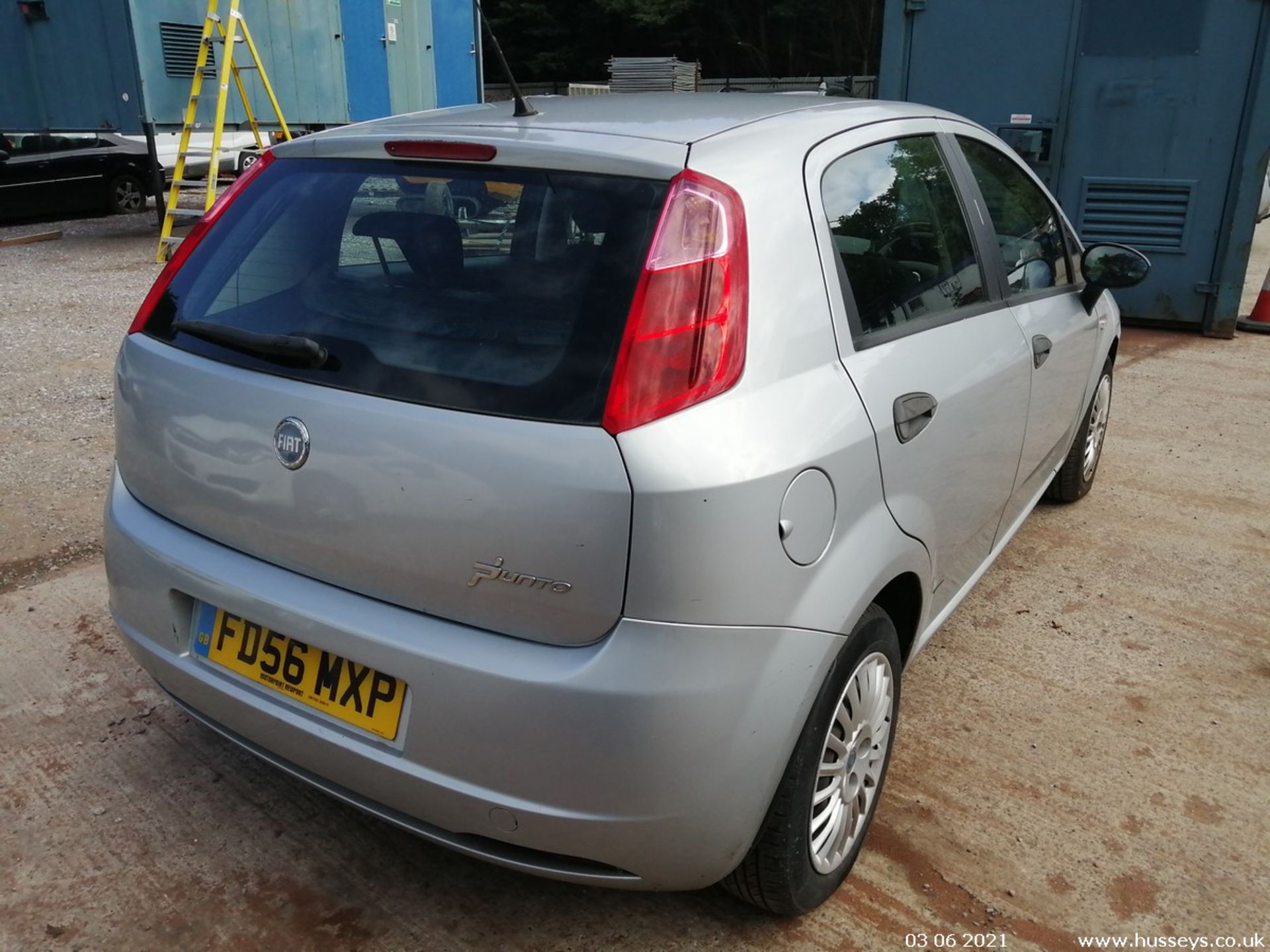 06/56 FIAT GRANDE PUNTO ACTIVE 65 - 1242cc 5dr Hatchback (Grey) - Image 6 of 12