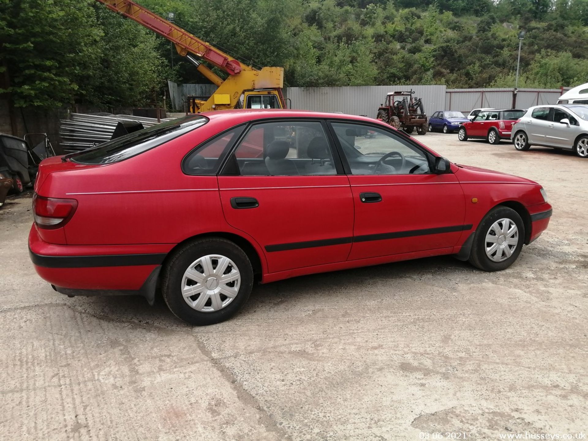 1993 TOYOTA CARINA E GLI AUTO - 1587cc 5dr Hatchback (Red) - Image 6 of 10