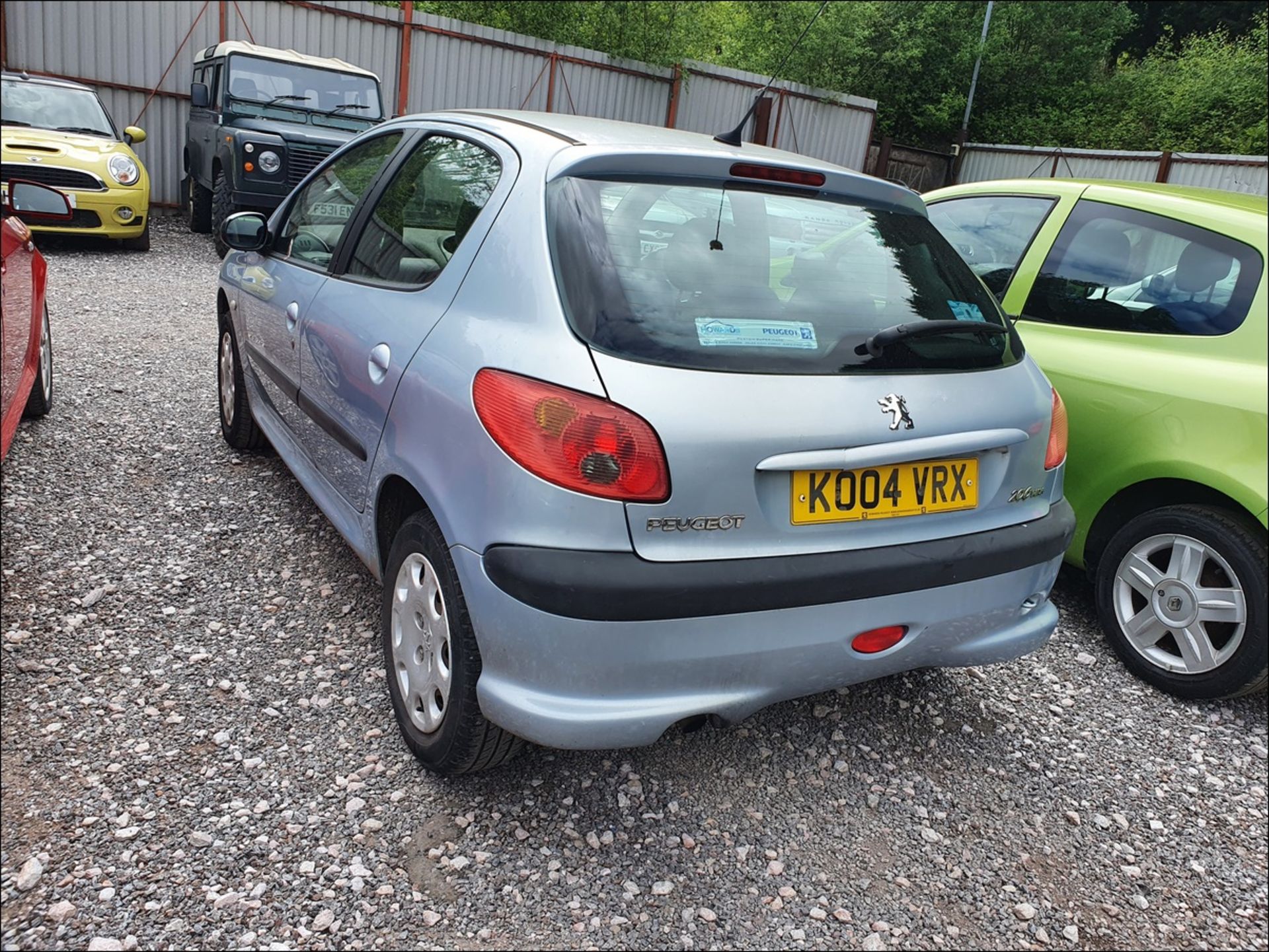 04/04 PEUGEOT 206 SE - 1997cc 5dr Hatchback (Silver, 112k) - Image 6 of 12