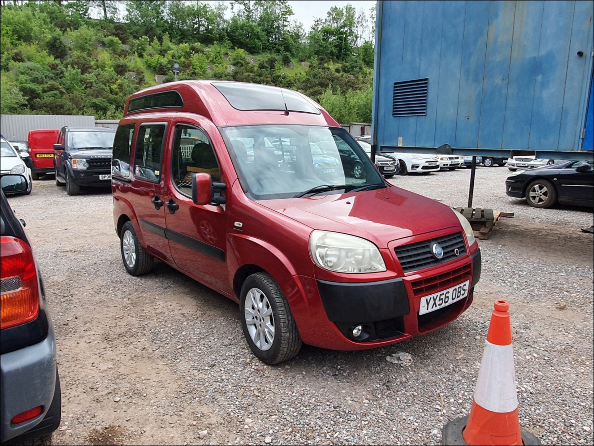 06/56 FIAT DOBLO DYNAMIC - 1368cc 5dr MPV (Red, 189k) - Image 6 of 12