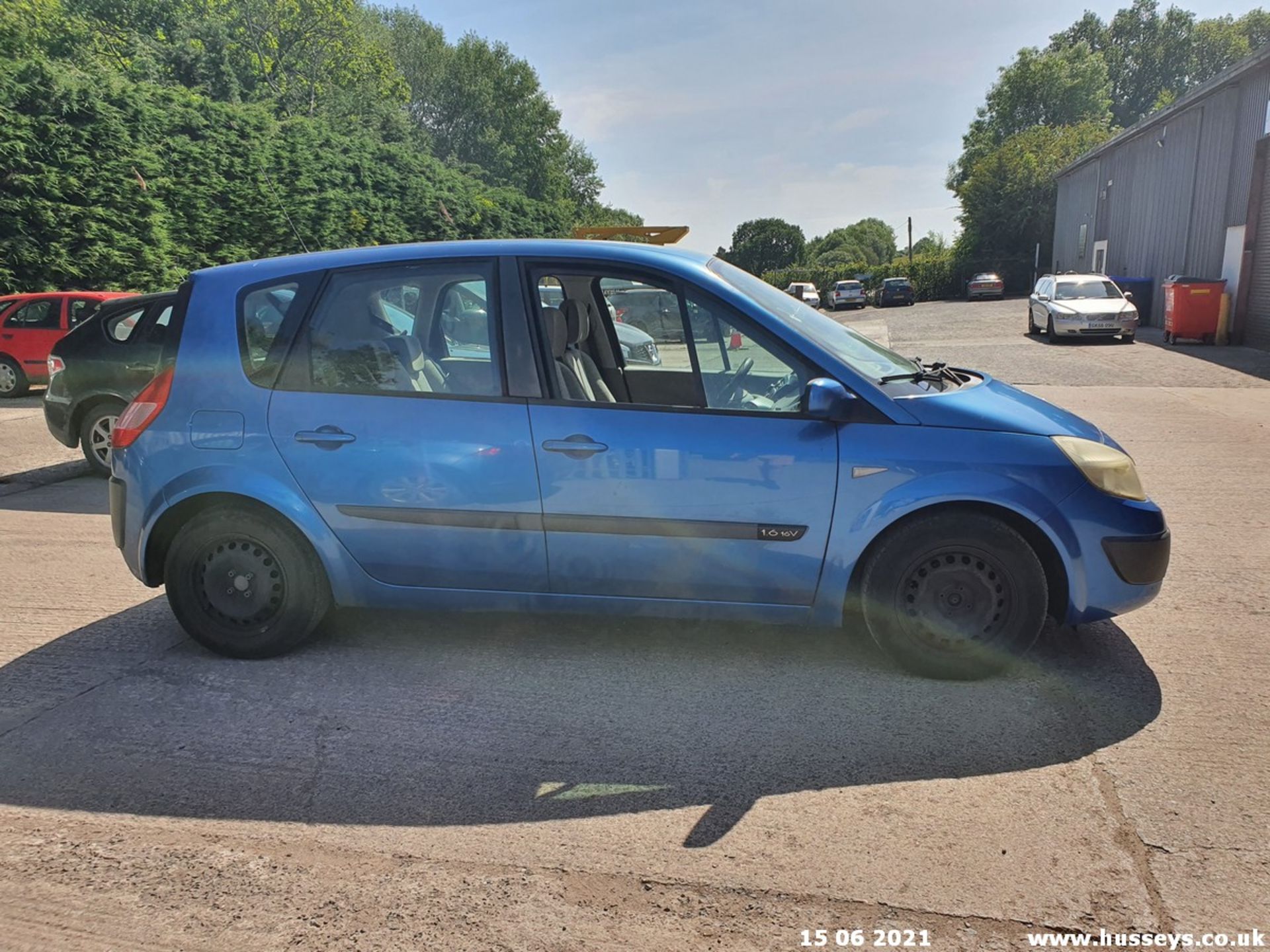 04/04 RENAULT SCENIC - 1598cc 5dr Estate (Blue) - Image 15 of 19