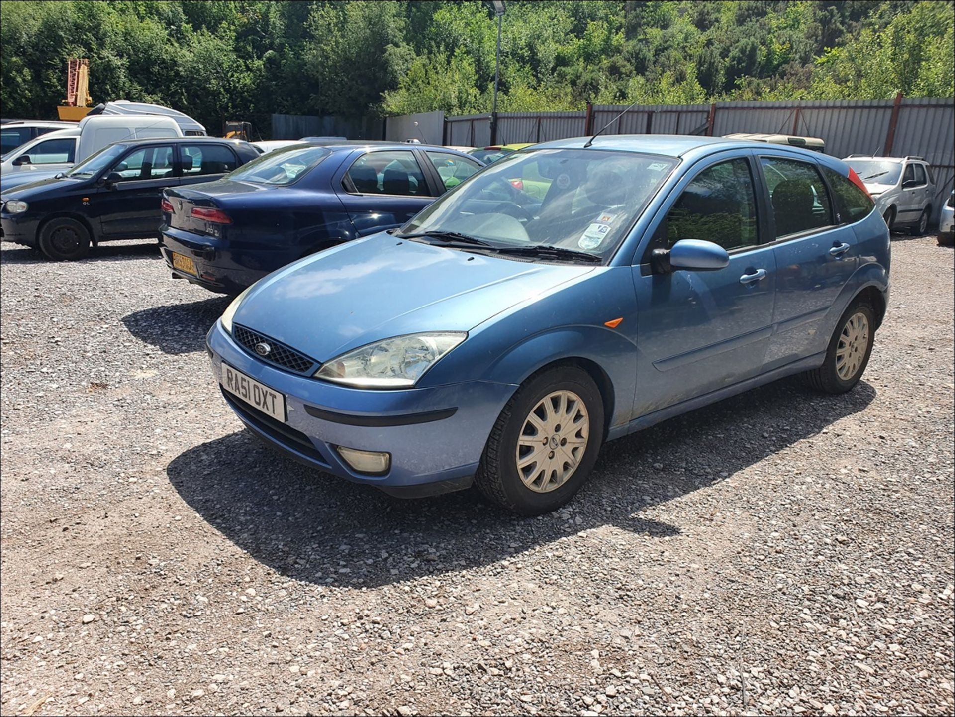 01/51 FORD FOCUS - 1596cc 5dr Hatchback (Blue, 201k) - Image 4 of 11