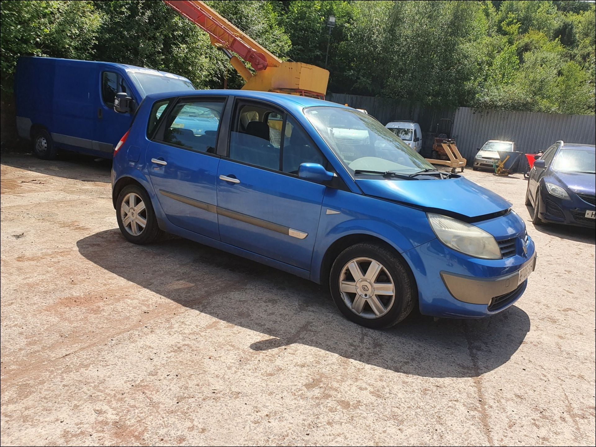 05/05 RENAULT SCENIC DYNAMIQUE DCI86 E4 - 1461cc 5dr MPV (Blue, 111k) - Image 2 of 18