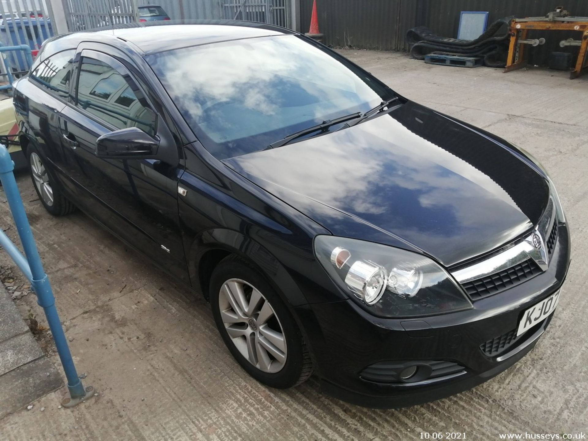 07/07 VAUXHALL ASTRA SXI - 1598cc 3dr Hatchback (Black, 89k)