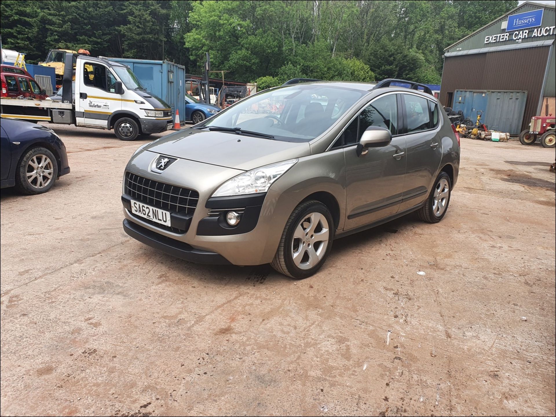 12/62 PEUGEOT 3008 ACTIVE HDI - 1560cc 5dr Hatchback (Grey, 110k) - Image 9 of 16