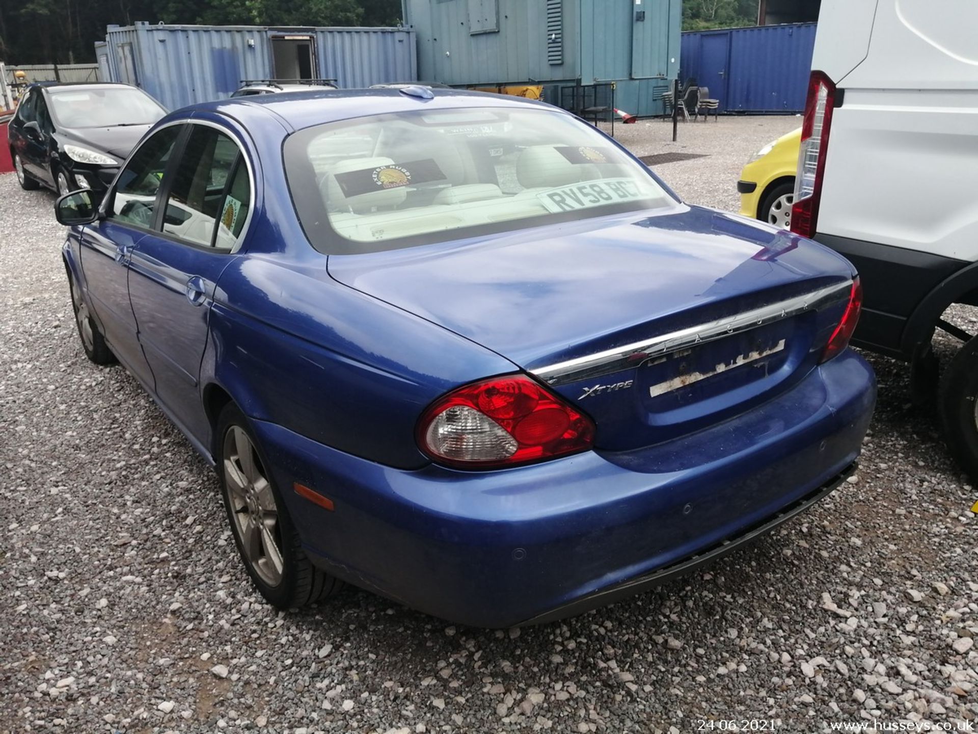 08/58 JAGUAR X-TYPE SE AUTO - 2198cc 5dr Saloon (Blue, 120k) - Image 8 of 12