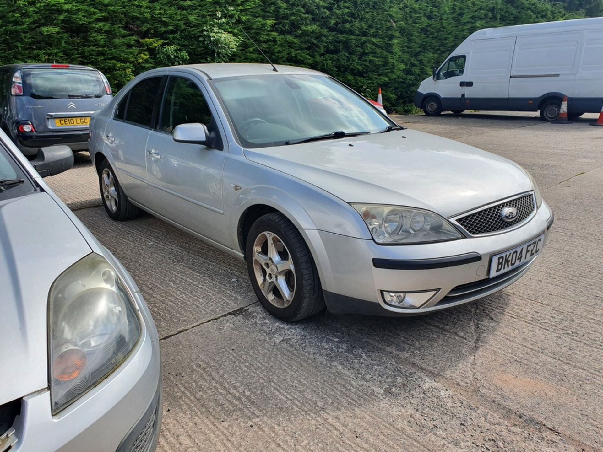 04/04 FORD MONDEO GHIA TDCI - 1998cc 5dr Hatchback (Silver, 190k) - Image 10 of 16
