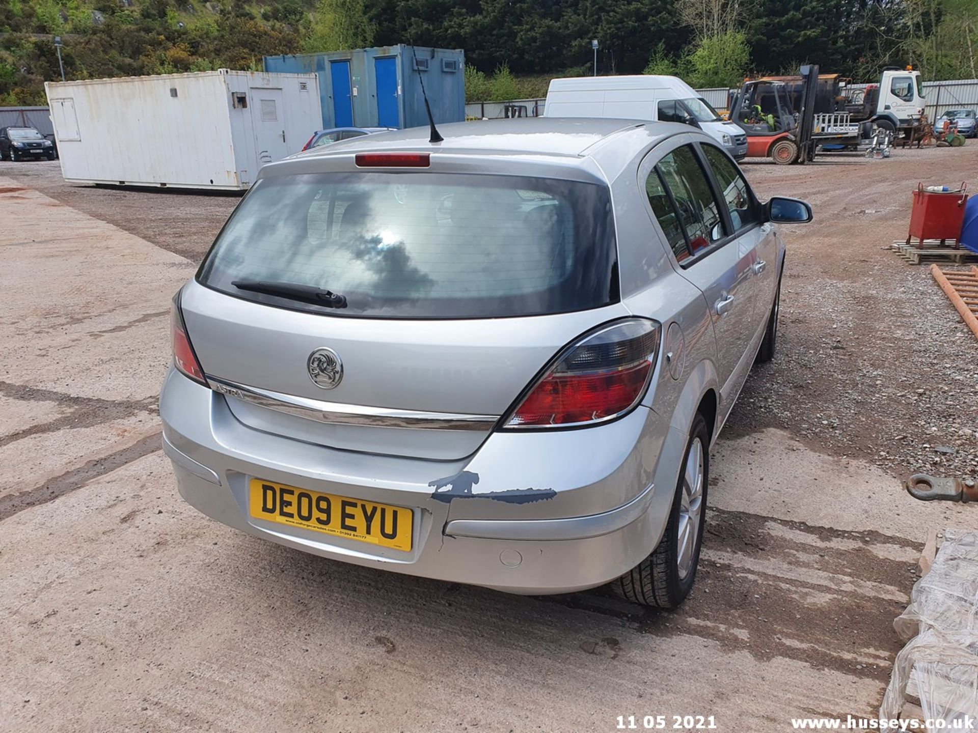 09/09 VAUXHALL ASTRA SXI TWINPORT - 1364cc 5dr Hatchback (Silver, 101k) - Image 6 of 13