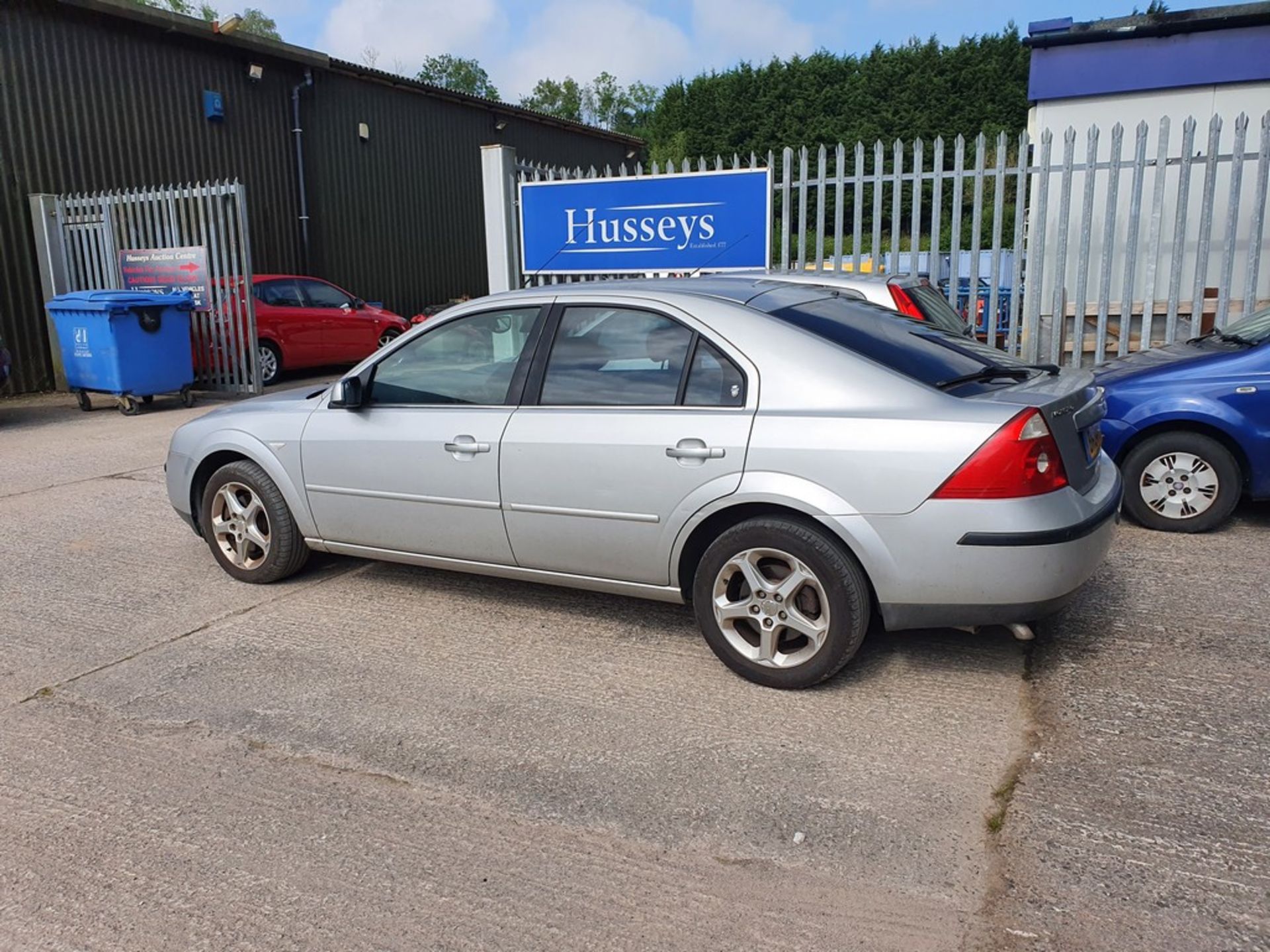 04/04 FORD MONDEO GHIA TDCI - 1998cc 5dr Hatchback (Silver, 190k) - Image 6 of 16