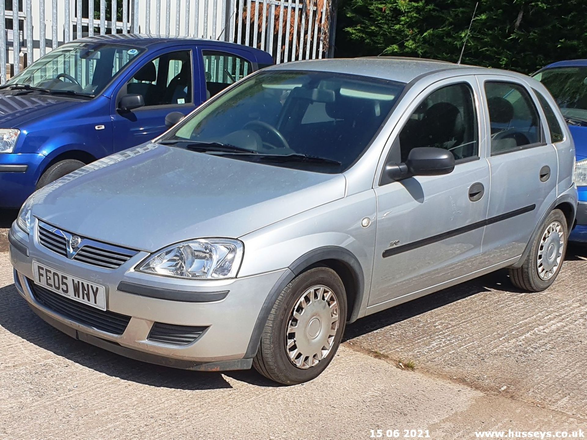 05/05 VAUXHALL CORSA LIFE TWINPORT - 1229cc 5dr Hatchback (Silver, 81k)