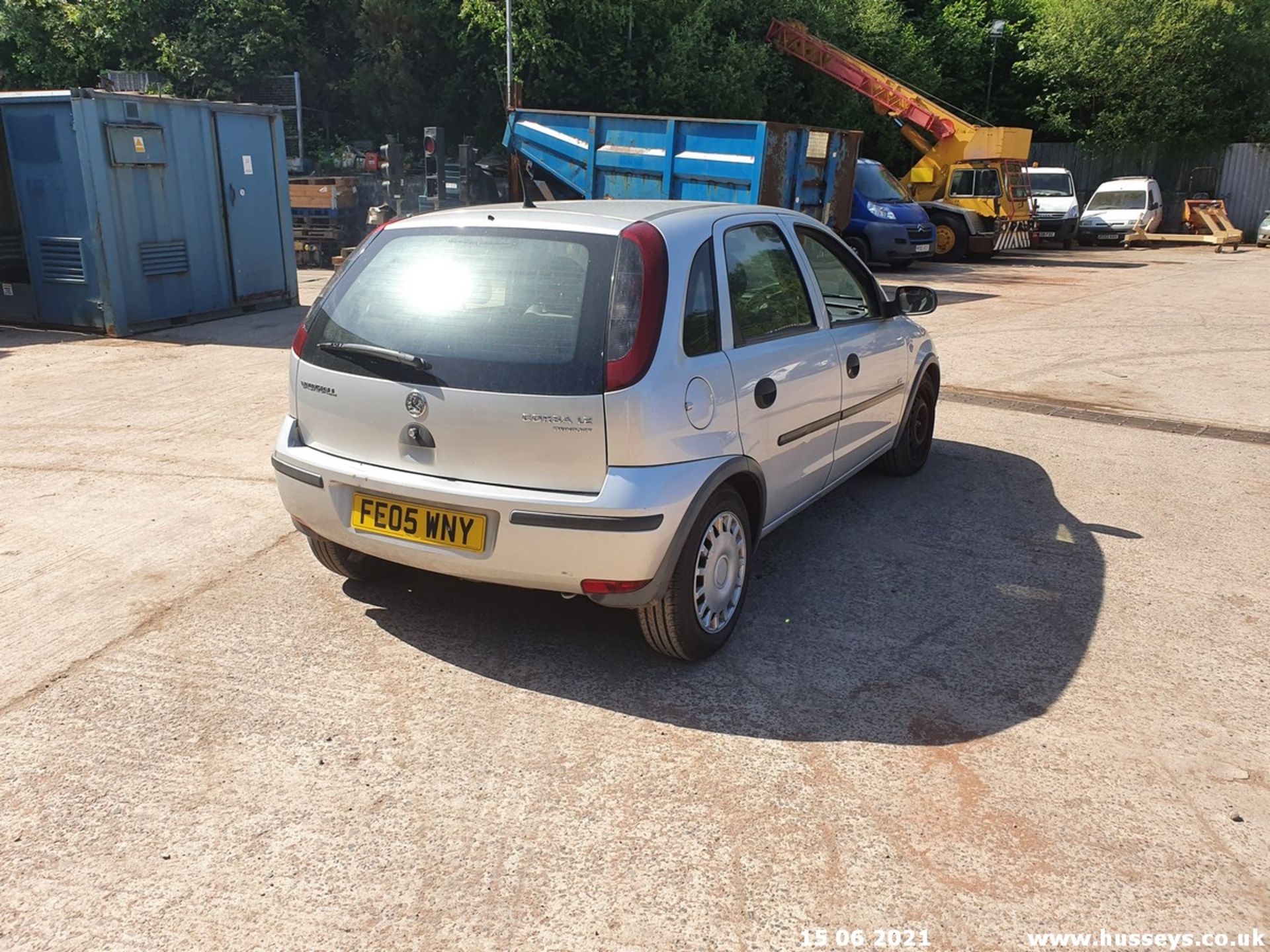 05/05 VAUXHALL CORSA LIFE TWINPORT - 1229cc 5dr Hatchback (Silver, 81k) - Image 13 of 20