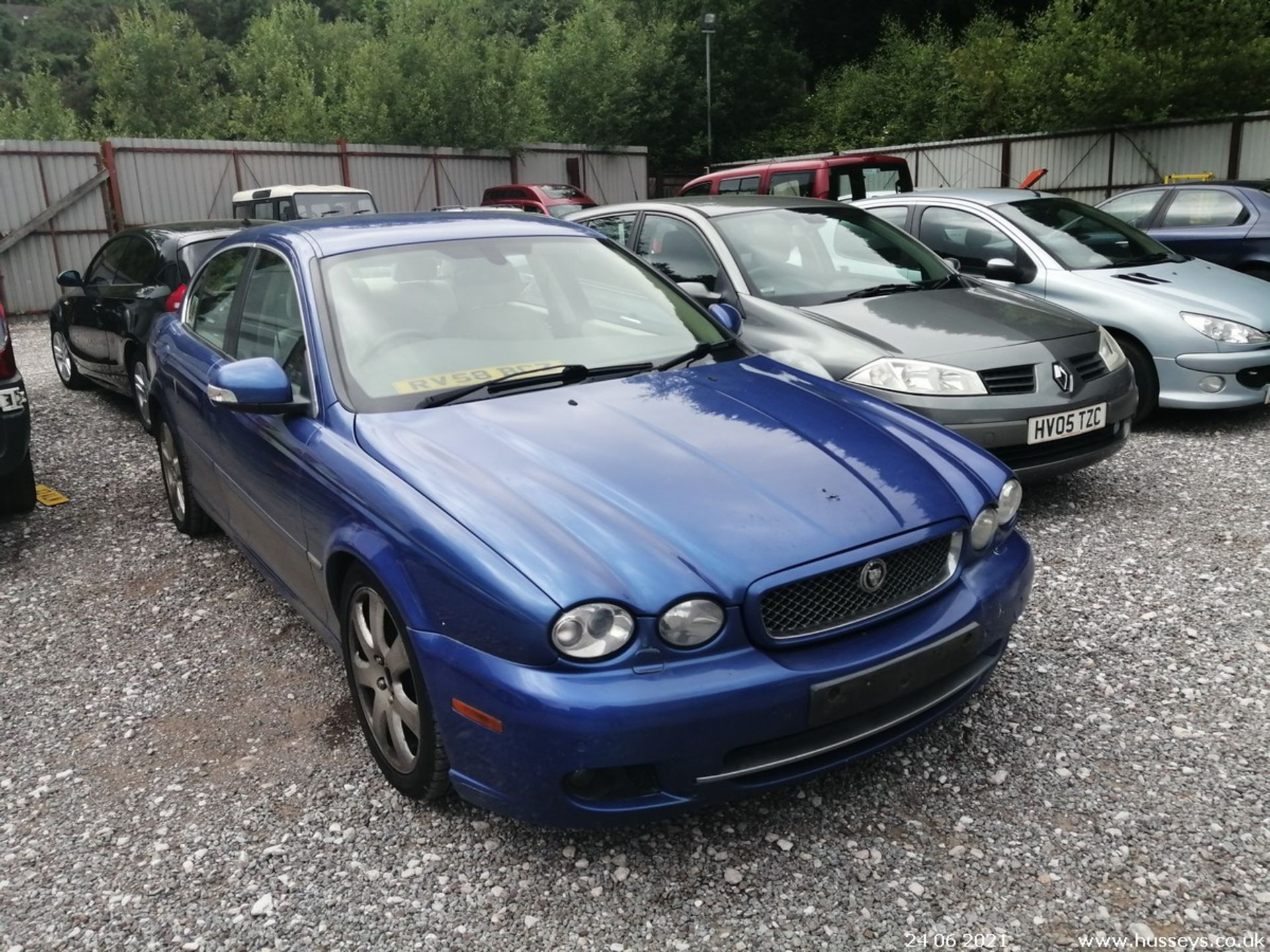 08/58 JAGUAR X-TYPE SE AUTO - 2198cc 5dr Saloon (Blue, 120k) - Image 3 of 12