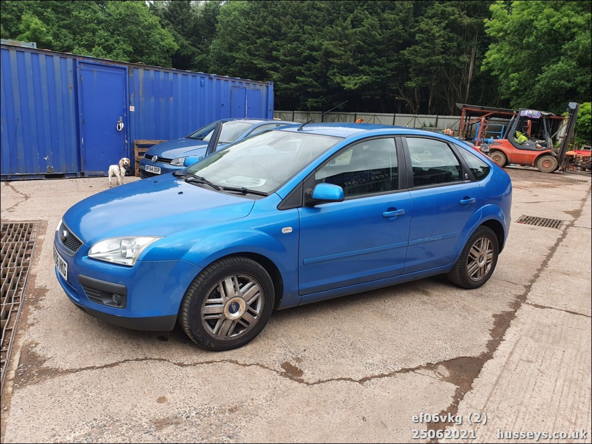 06/06 FORD FOCUS GHIA TDCI - 1753cc 5dr Hatchback (Blue, 127k) - Image 3 of 18