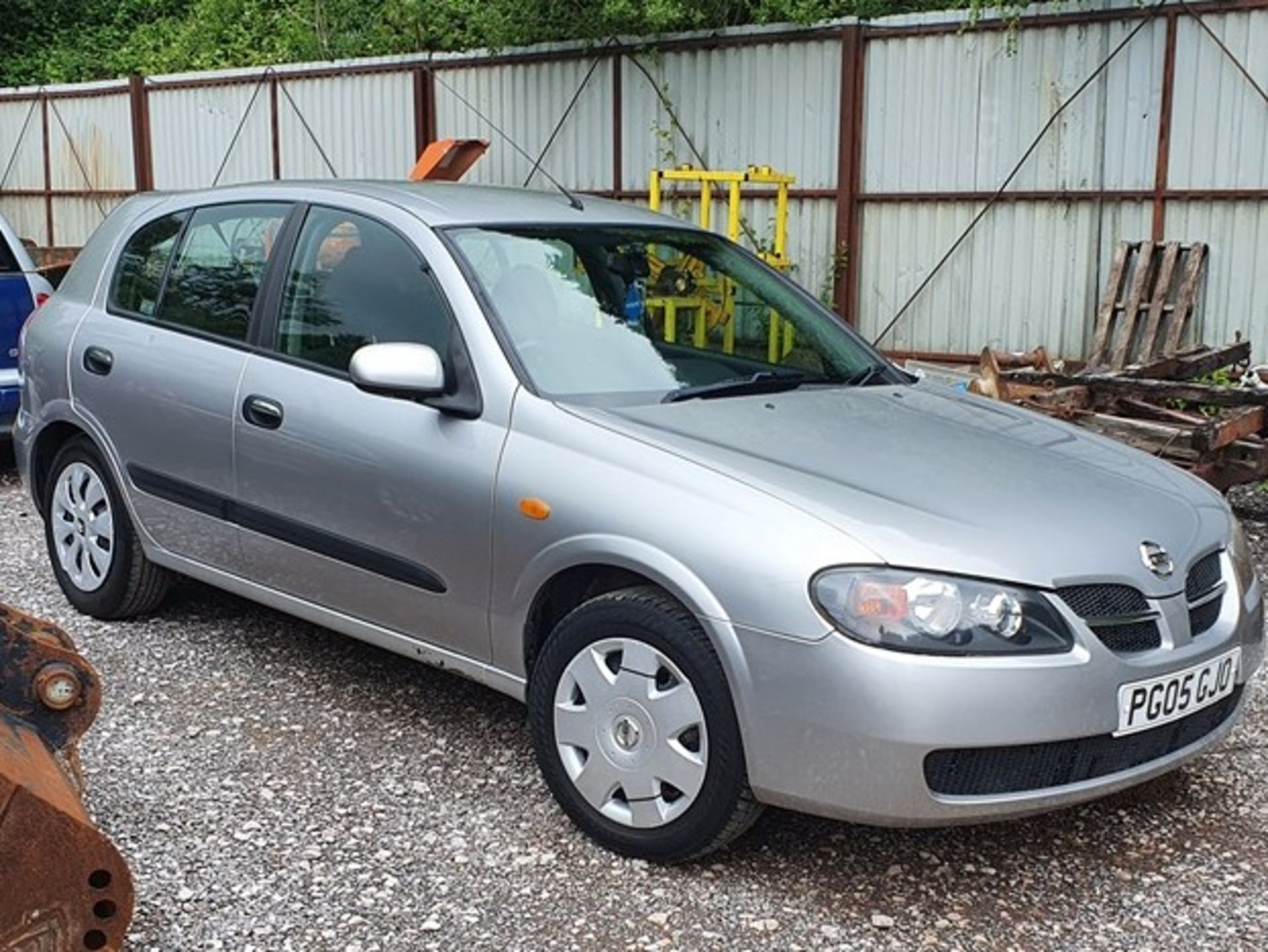 05/05 NISSAN ALMERA SE - 1497cc 5dr Hatchback (Silver)