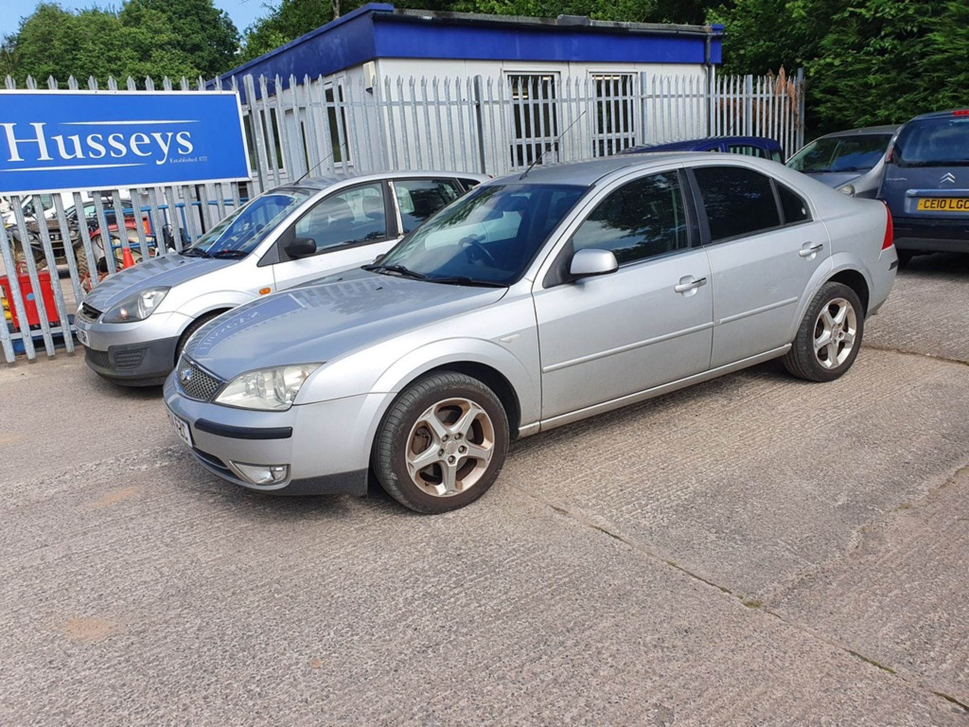 04/04 FORD MONDEO GHIA TDCI - 1998cc 5dr Hatchback (Silver, 190k) - Image 4 of 16