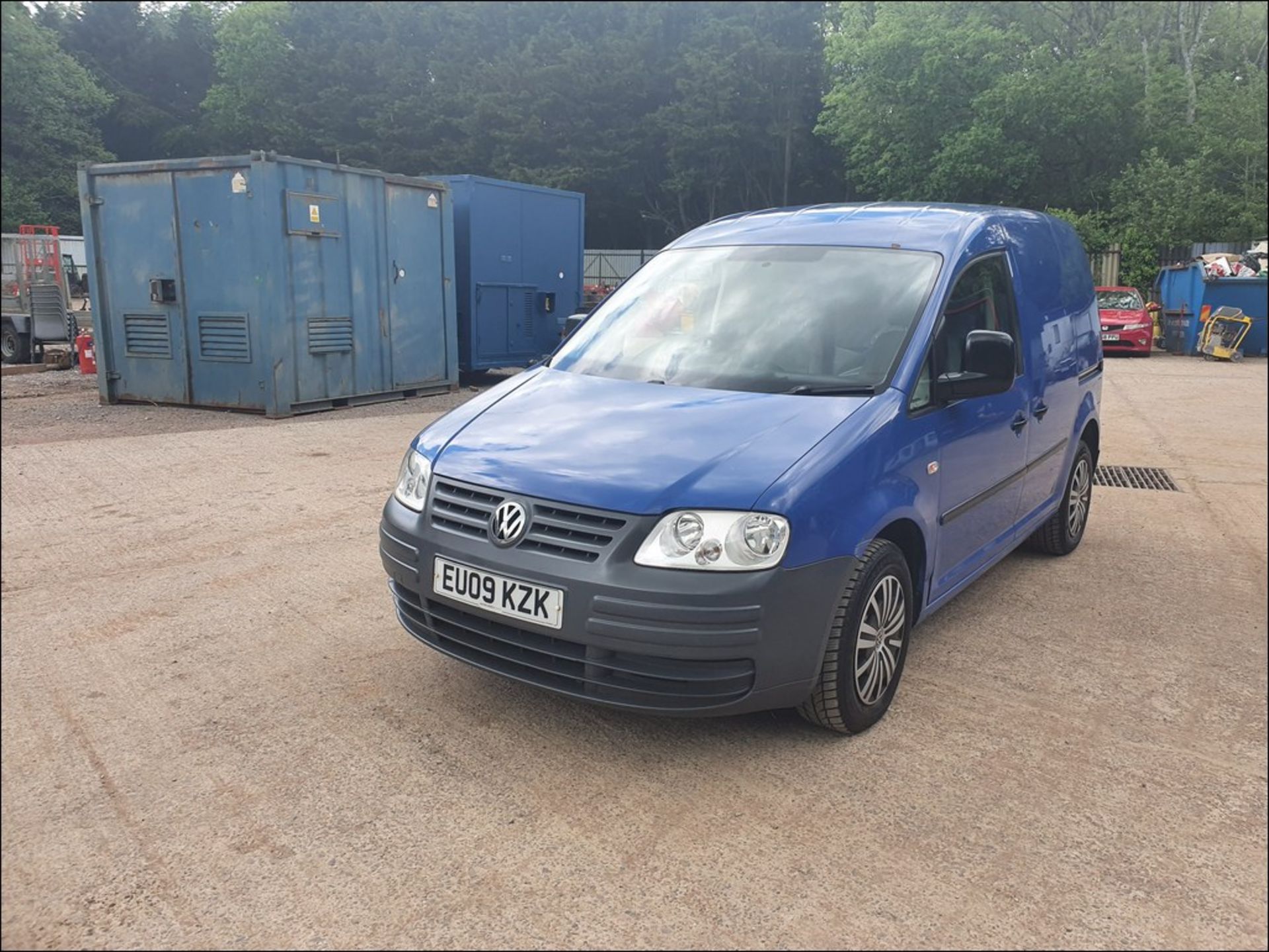 09/09 VOLKSWAGEN CADDY C20 PLUS SDI - 1968cc Van (Blue, 185k) - Image 4 of 12