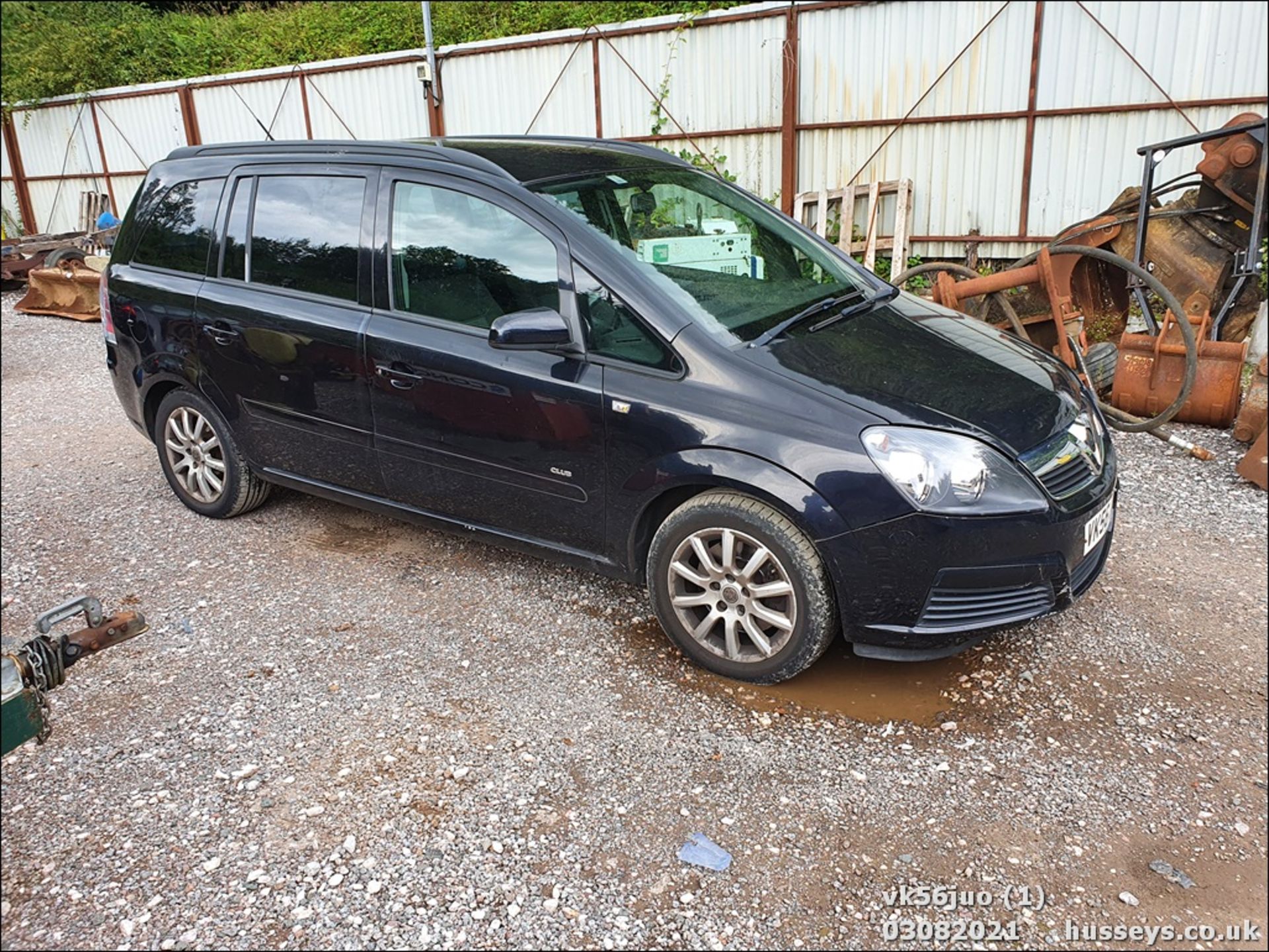 07/56 VAUXHALL ZAFIRA CLUB CDTI 120 - 1910cc 5dr MPV (Black, 108k) - Image 2 of 15