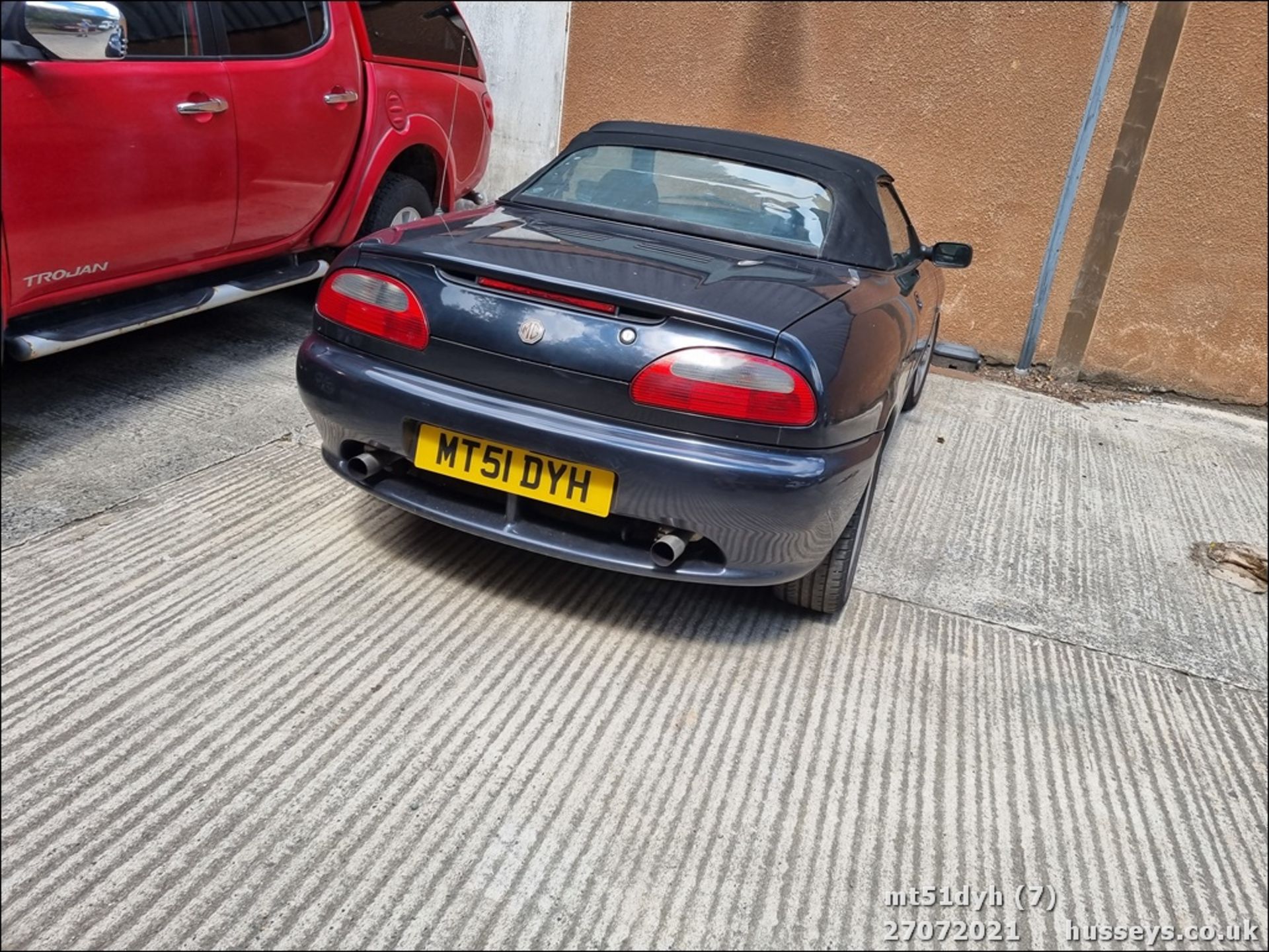 01/51 MG MGF 1.8I VVC - 1796cc 2dr Convertible (Grey, 98k) - Image 7 of 13