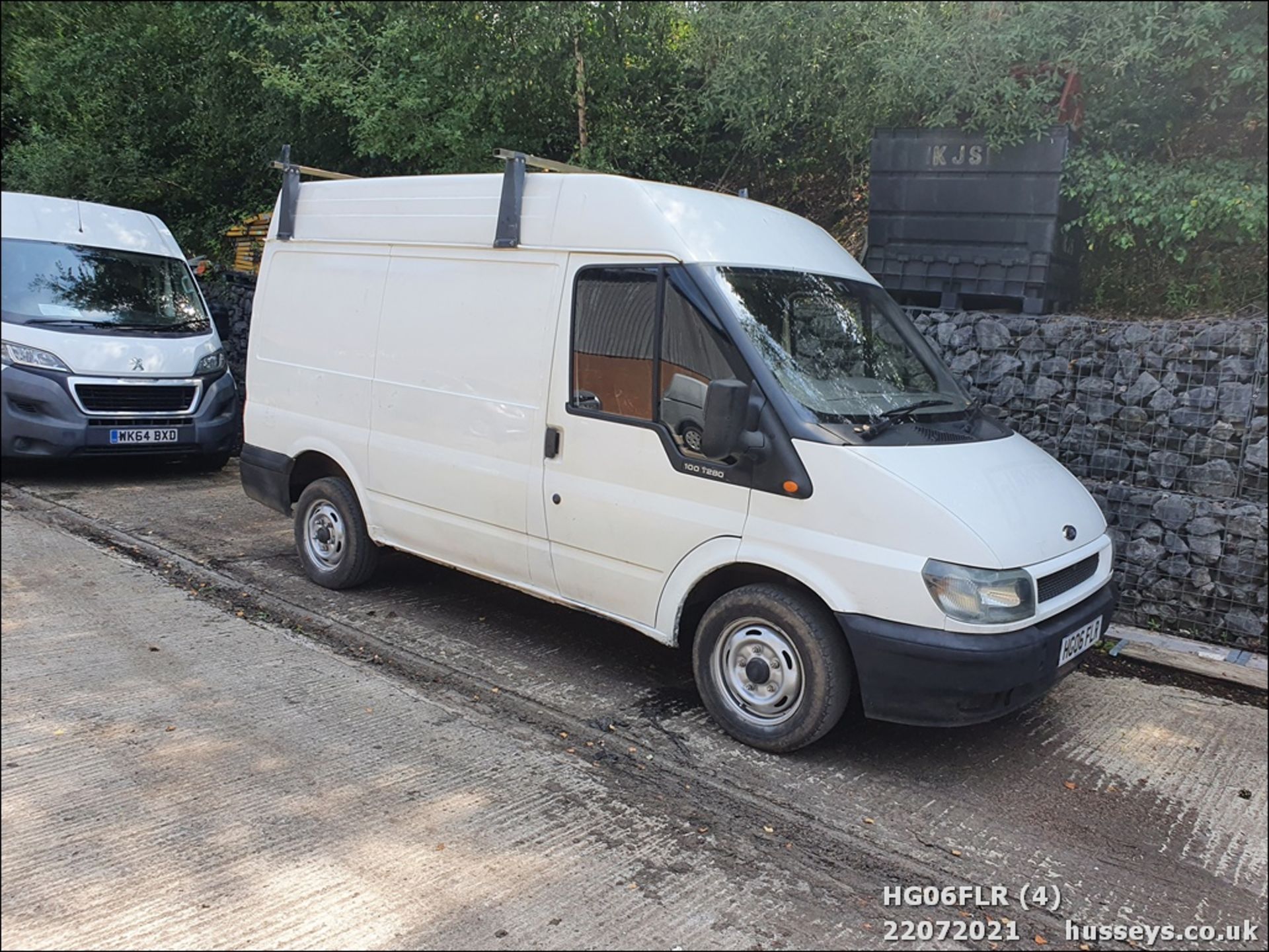 06/06 FORD TRANSIT 280 SWB - 1998cc Van (White, 151k) - Image 4 of 15