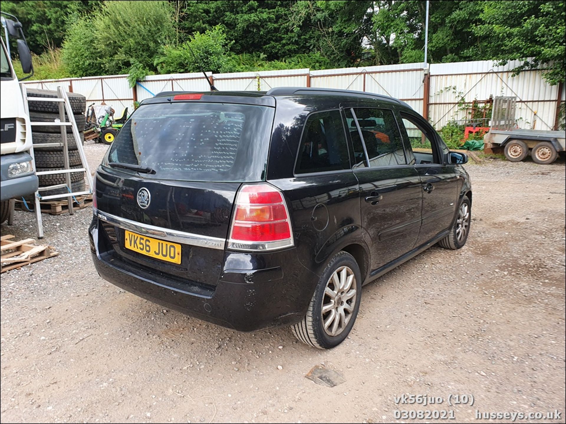 07/56 VAUXHALL ZAFIRA CLUB CDTI 120 - 1910cc 5dr MPV (Black, 108k) - Image 10 of 15