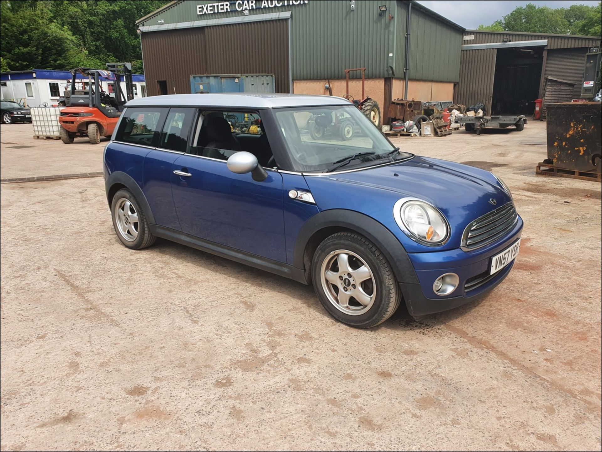 07/57 MINI COOPER AUTO CLUBMAN - 1598cc 5dr Estate (Blue, 138k) - Image 2 of 14