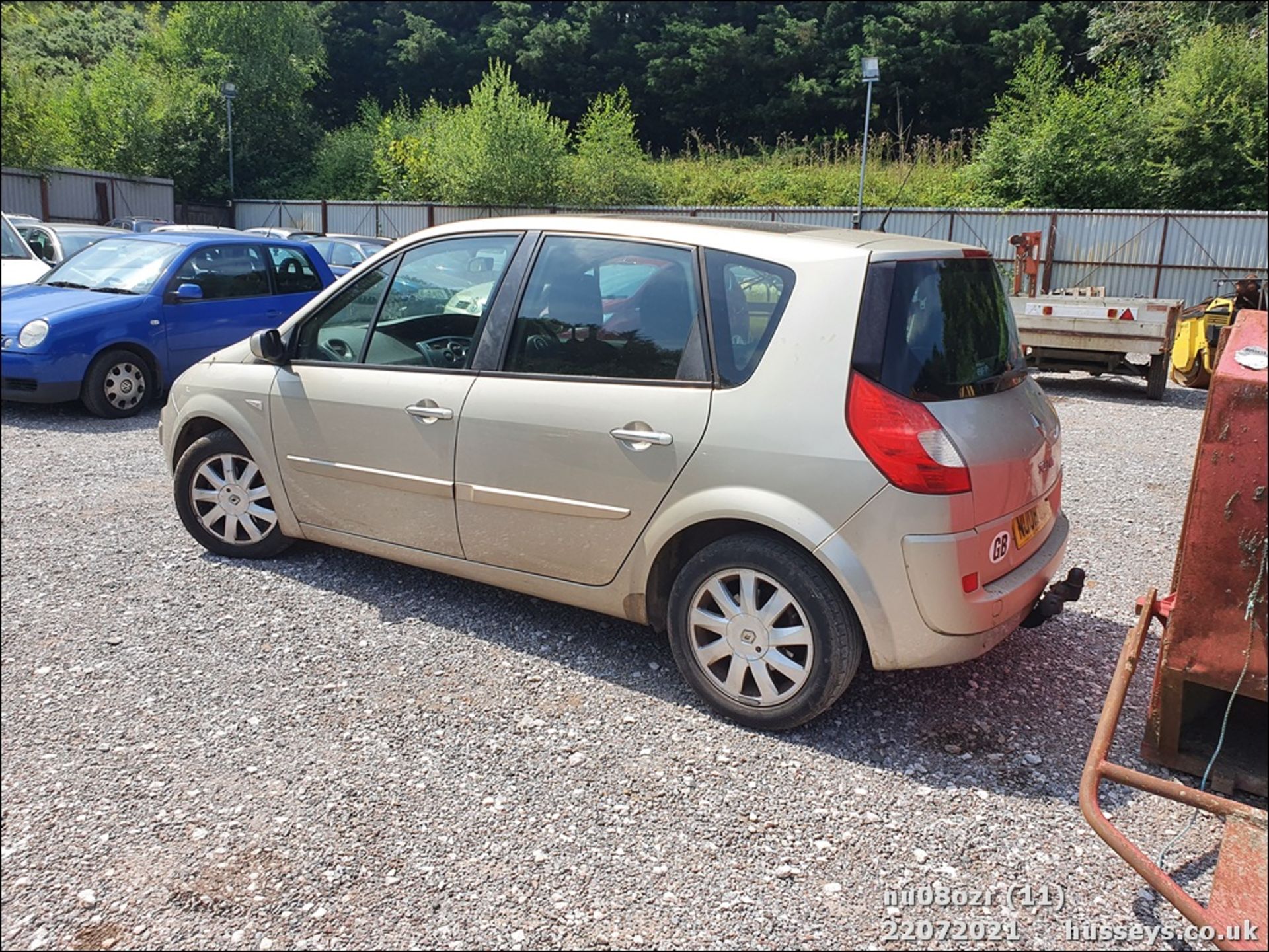 08/08 RENAULT SCENIC DYN DCI 106 - 1461cc 5dr MPV (Gold) - Image 11 of 16