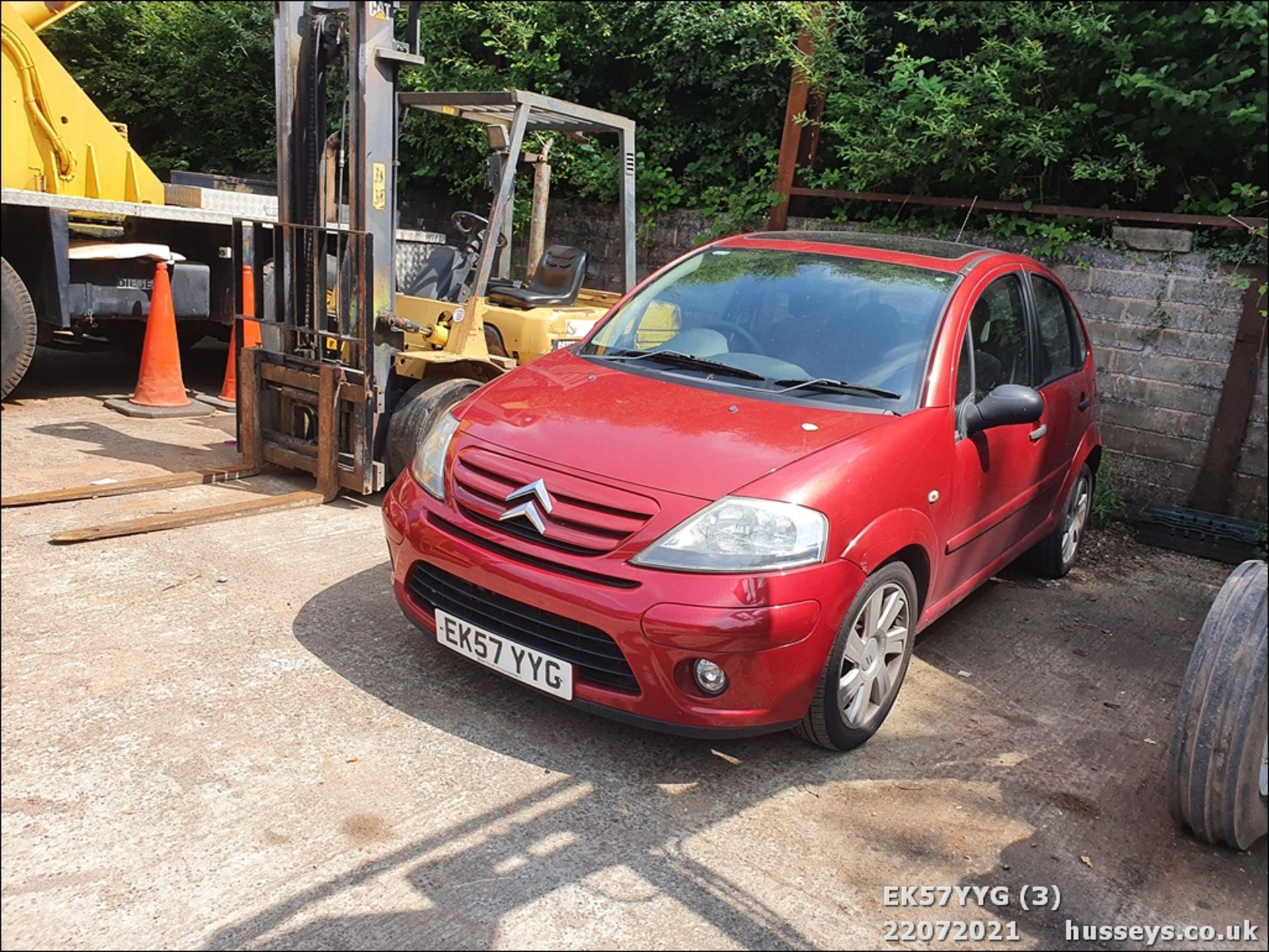 07/57 CITROEN C3 SX AUTO - 1587cc 5dr Hatchback (Red, 85k) - Image 4 of 13