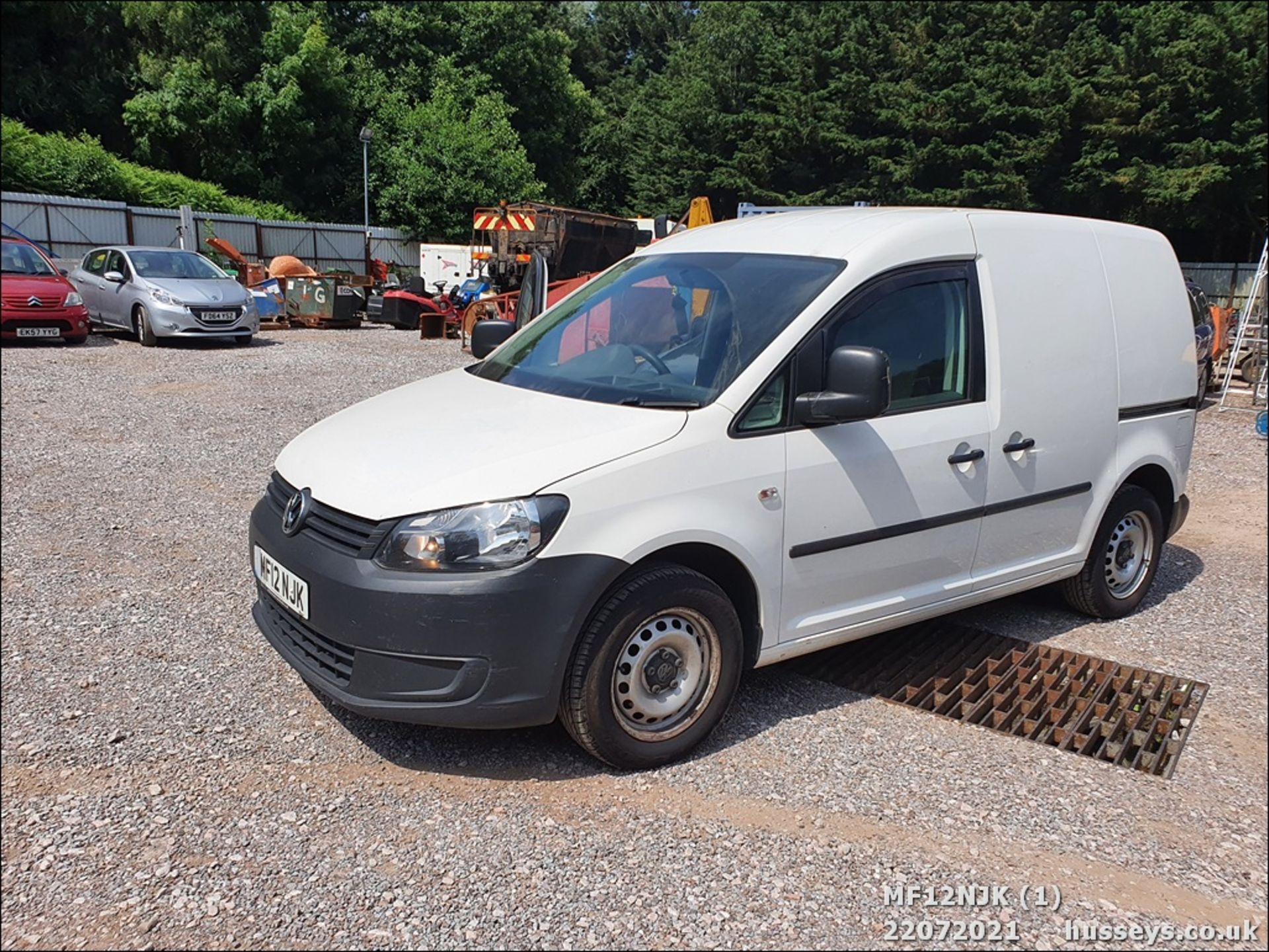 12/12 VOLKSWAGEN CADDY C20 TDI 75 - 1598cc Van (White, 79k) - Image 2 of 15