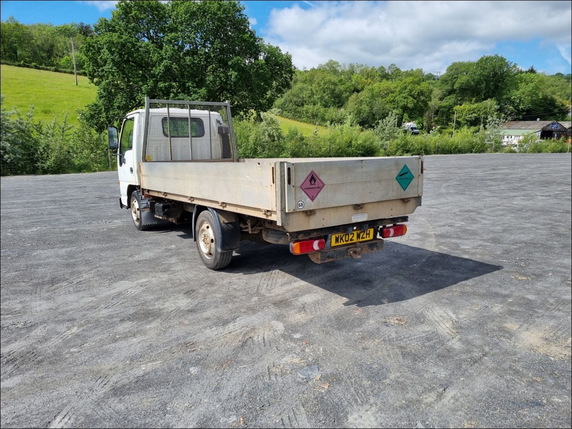 02/02 ISUZU TRUCKS NKR 55 - 2999cc 2dr Lorry (White) - Image 10 of 16