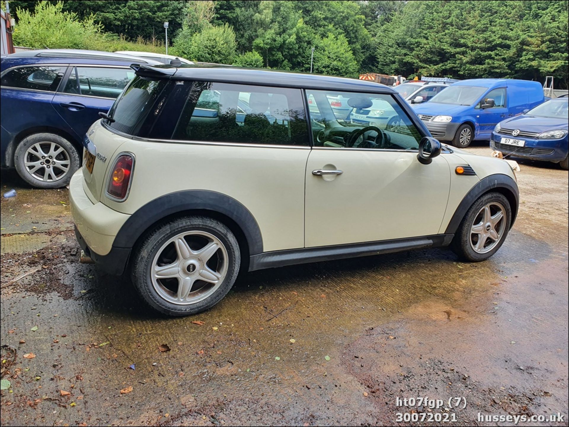 07/07 MINI COOPER - 1598cc 3dr Hatchback (White) - Image 14 of 26