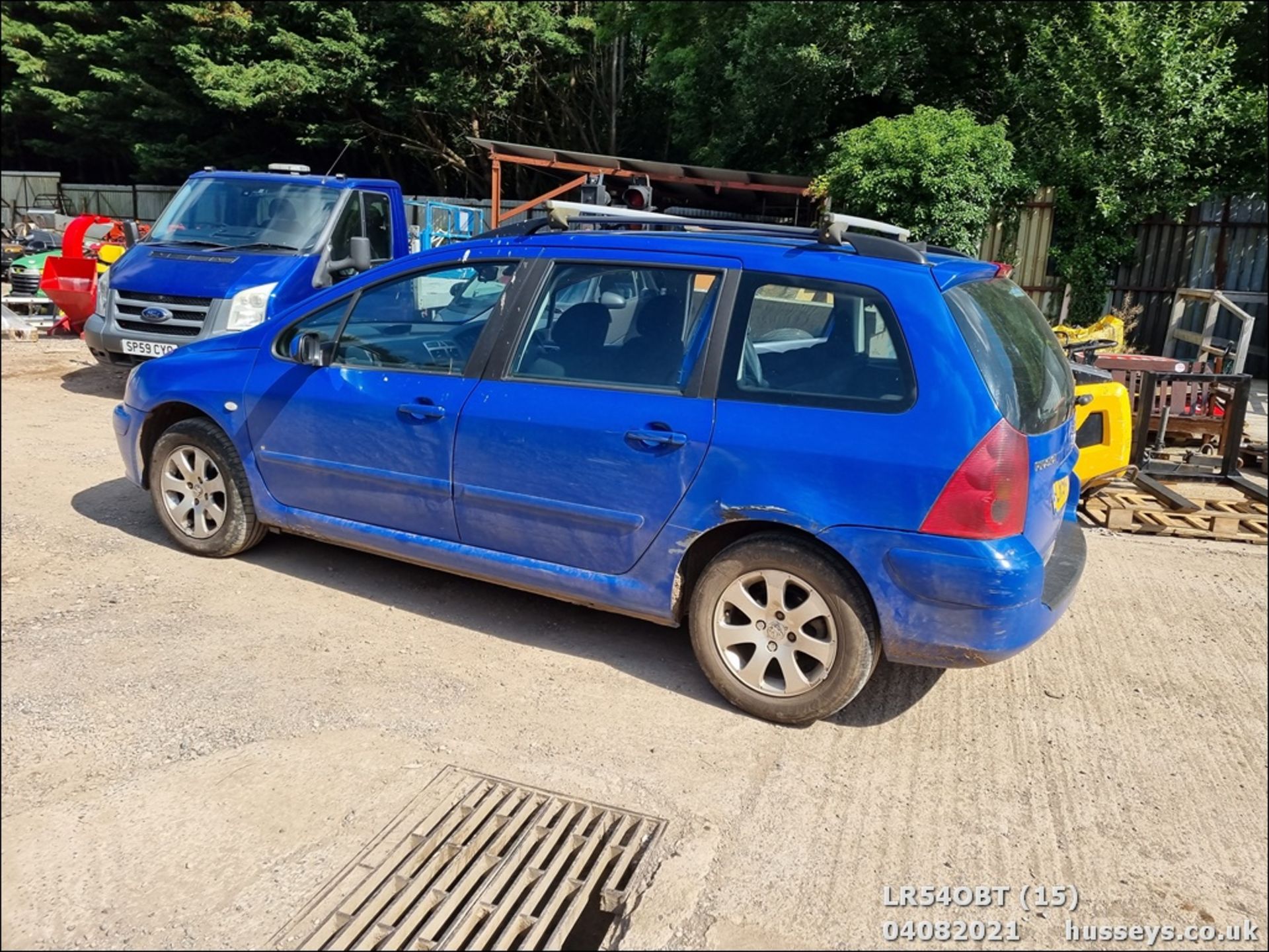 04/54 PEUGEOT 307 S HDI 90 - 1997cc 5dr Estate (Blue, 136k) - Image 15 of 16