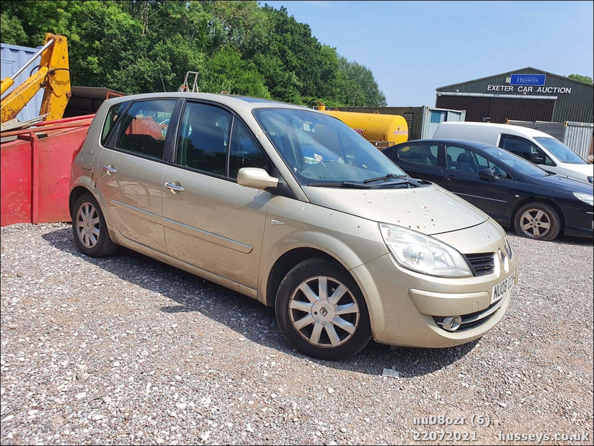 08/08 RENAULT SCENIC DYN DCI 106 - 1461cc 5dr MPV (Gold) - Image 7 of 16