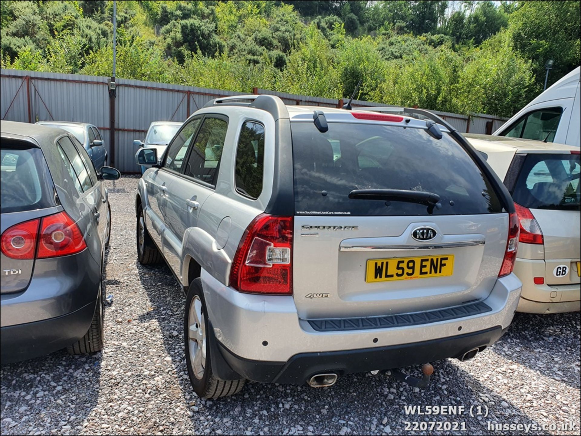 09/59 KIA SPORTAGE TITAN CRDI - 1991cc 5dr Estate (Silver, 116k) - Image 2 of 16