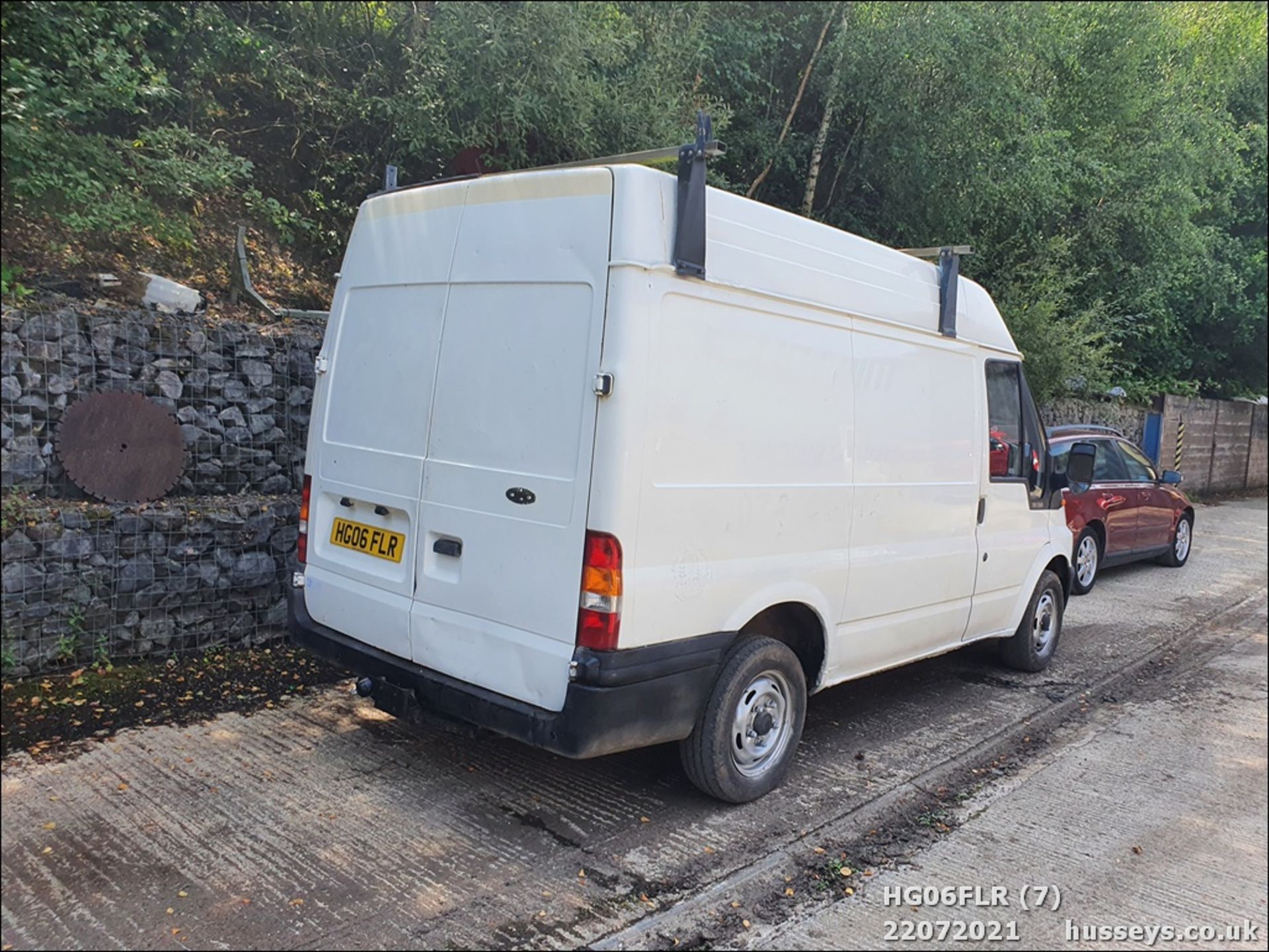 06/06 FORD TRANSIT 280 SWB - 1998cc Van (White, 151k) - Image 7 of 15