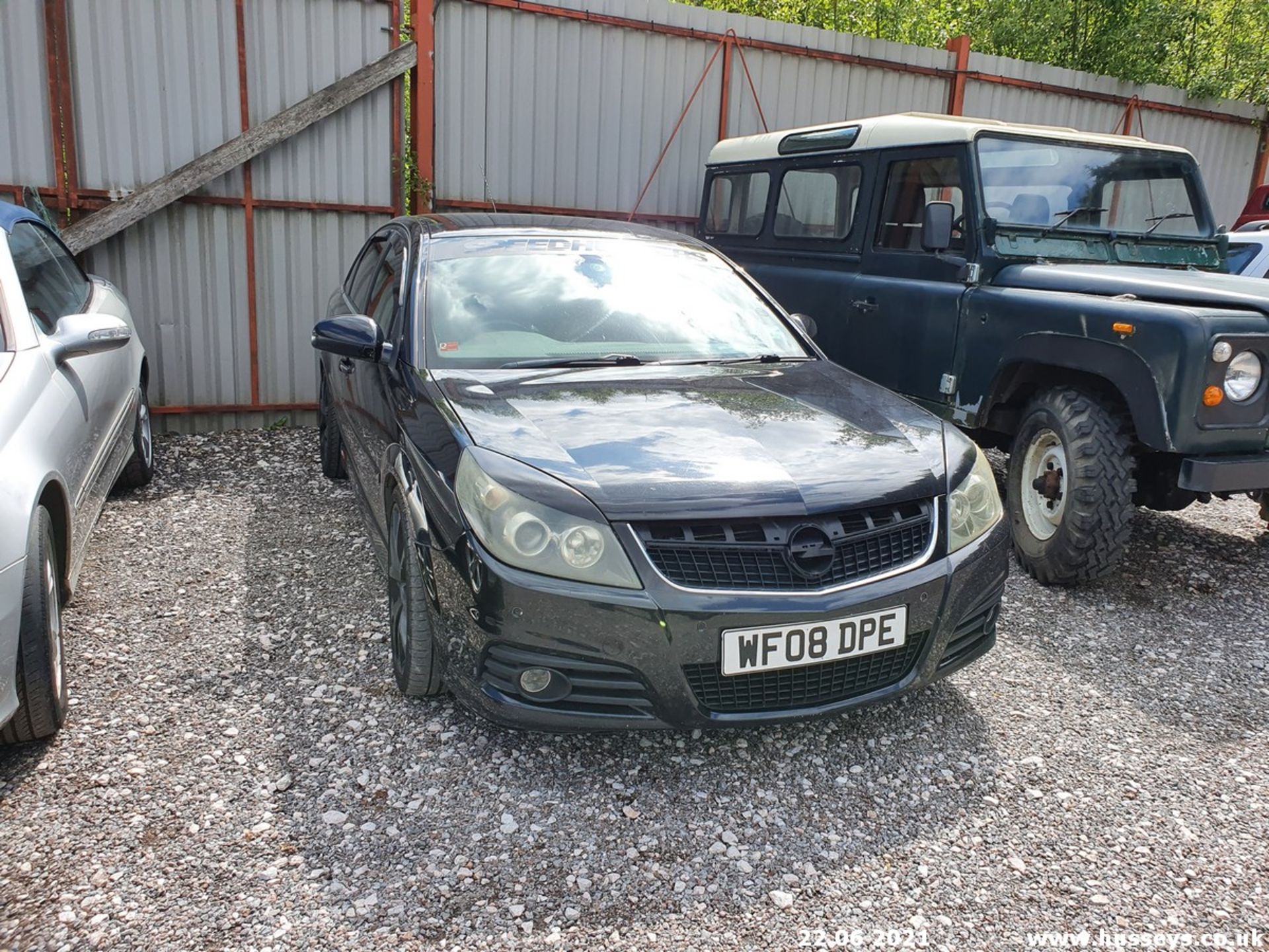 08/08 VAUXHALL VECTRA DESIGN CDTI 150 - 1910cc 5dr Hatchback (Black, 127k) - Image 5 of 15