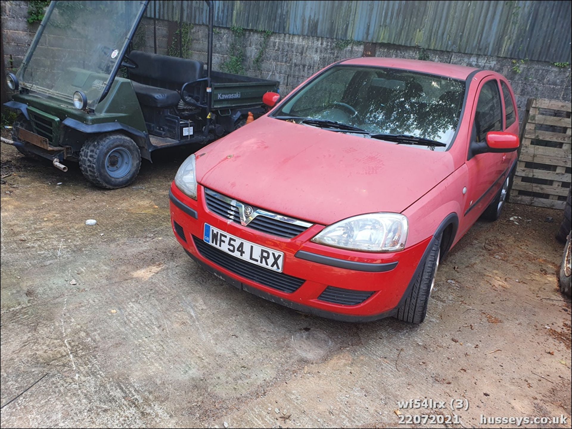 04/54 VAUXHALL CORSA ENERGY TWINPORT - 998cc 3dr Hatchback (Red, 61k) - Image 4 of 16