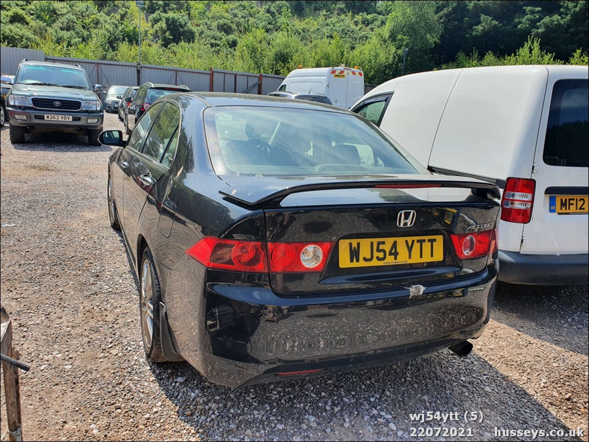 04/54 HONDA ACCORD VTEC SPORT - 1997cc 4dr Saloon (Black, 170k) - Image 5 of 13