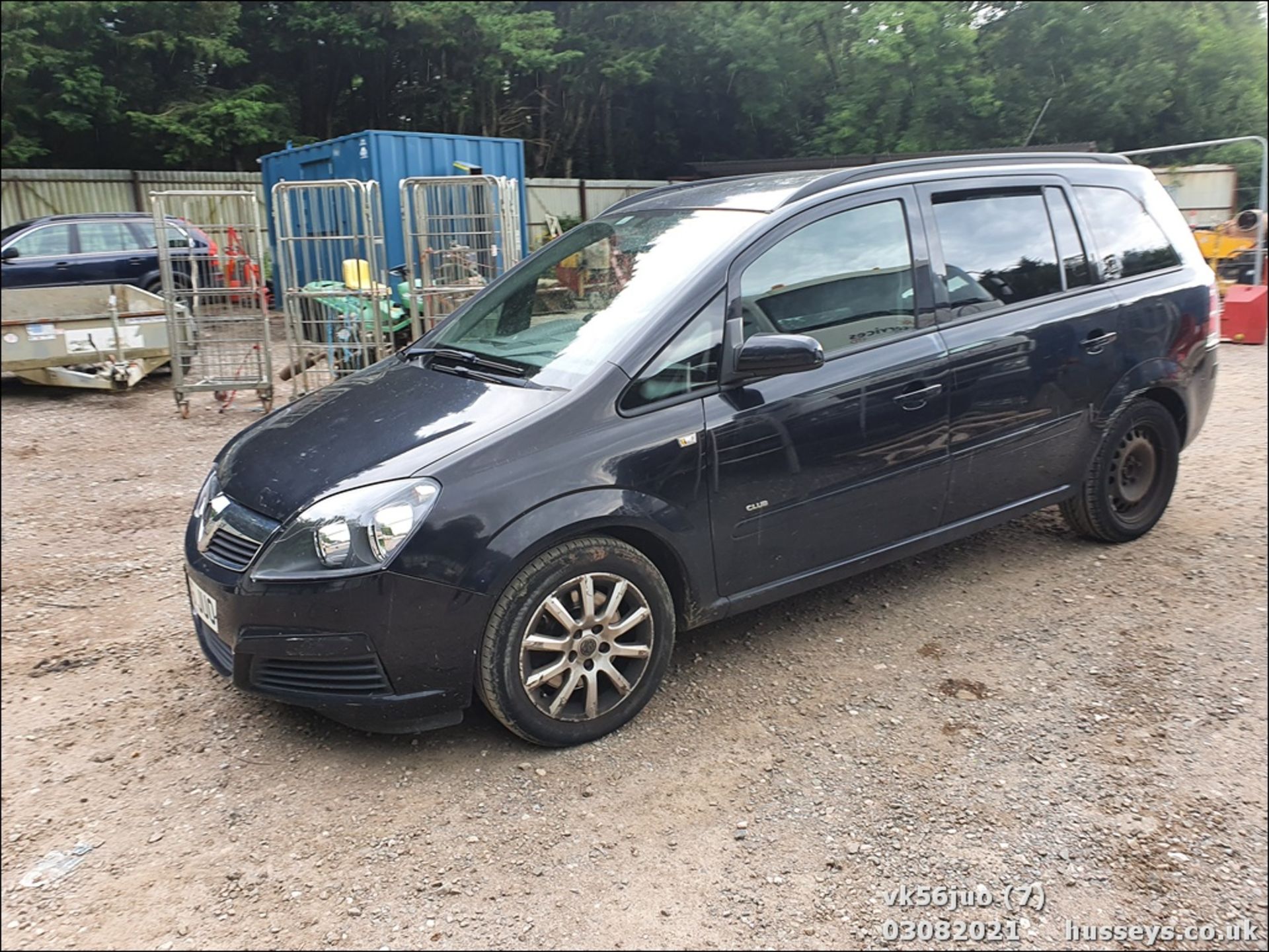 07/56 VAUXHALL ZAFIRA CLUB CDTI 120 - 1910cc 5dr MPV (Black, 108k) - Image 7 of 15