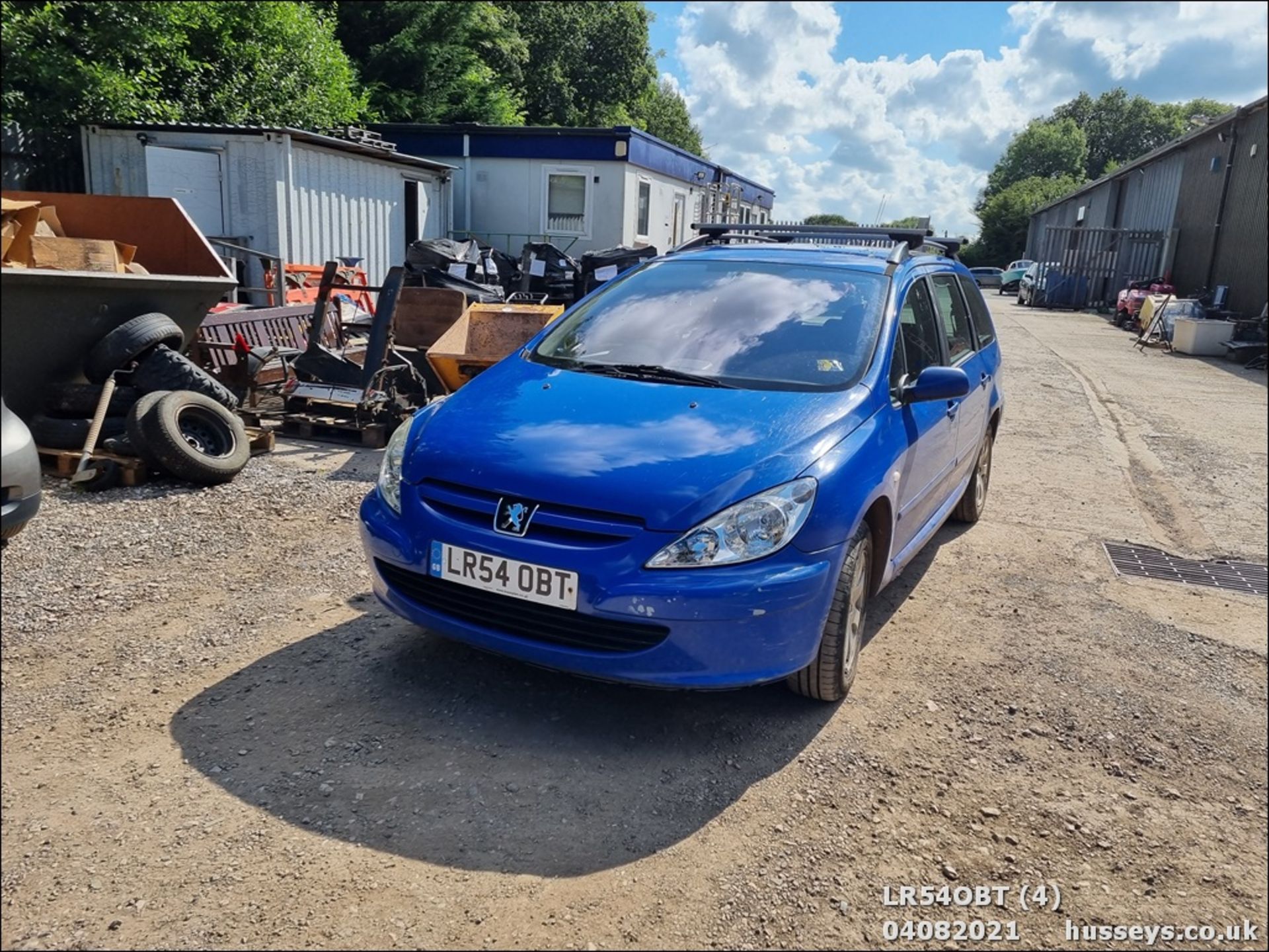 04/54 PEUGEOT 307 S HDI 90 - 1997cc 5dr Estate (Blue, 136k) - Image 4 of 16