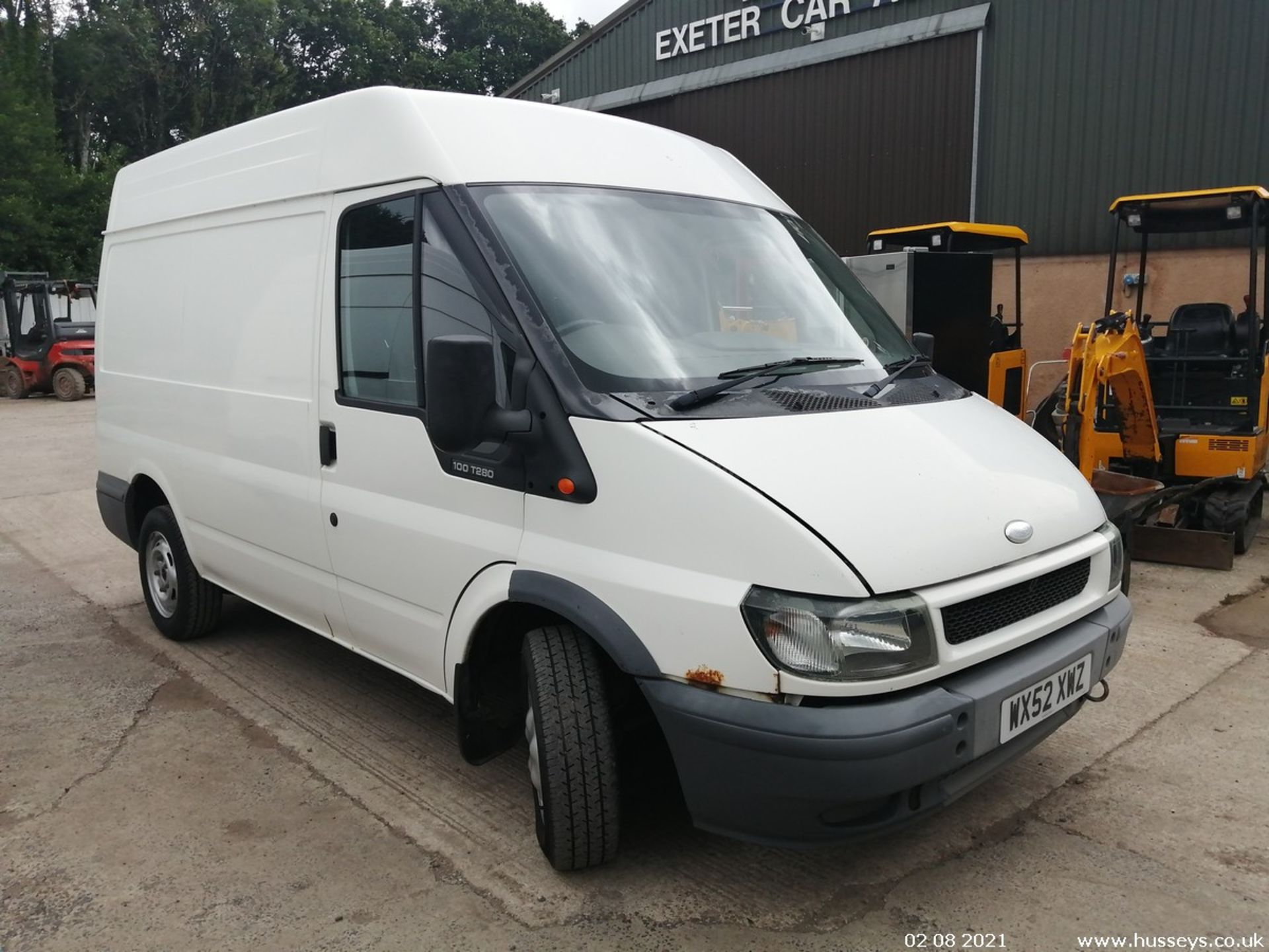 02/52 FORD TRANSIT 280 SWB TD - 1998cc 5dr Van (White)