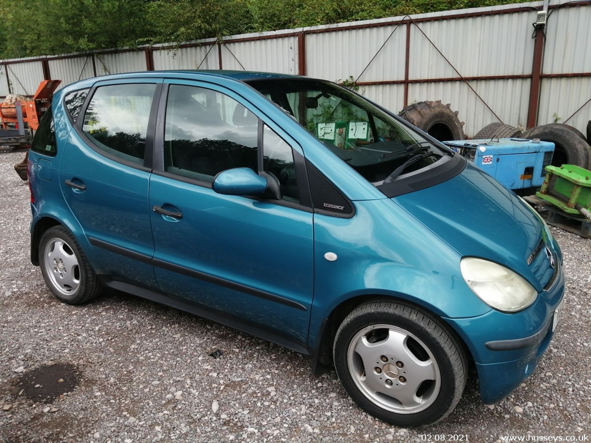 2001 MERCEDES A160 ELEGANCE AUTO - 1598cc 5dr Hatchback (Blue, 66k) - Image 7 of 11