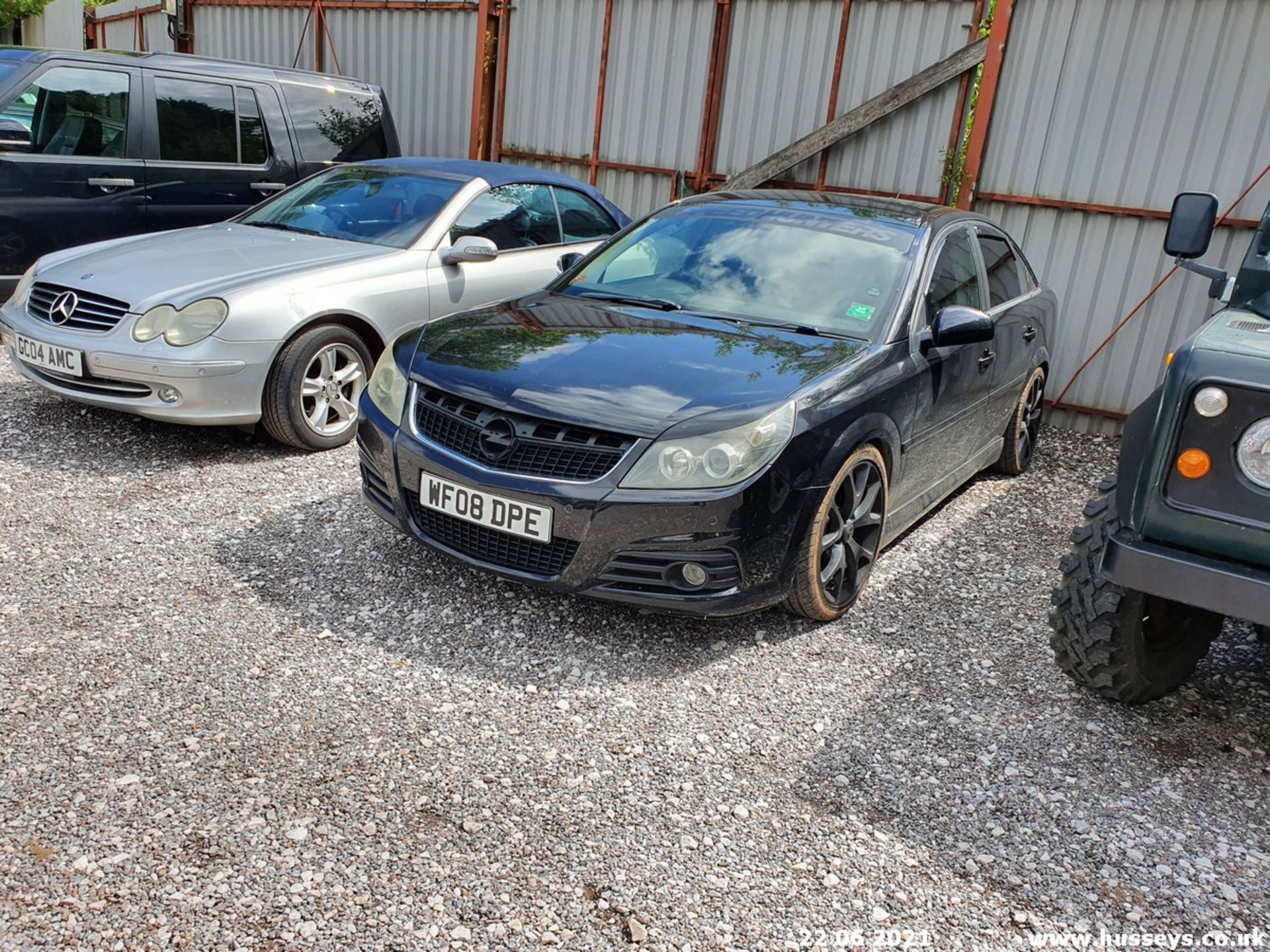 08/08 VAUXHALL VECTRA DESIGN CDTI 150 - 1910cc 5dr Hatchback (Black, 127k) - Image 3 of 15