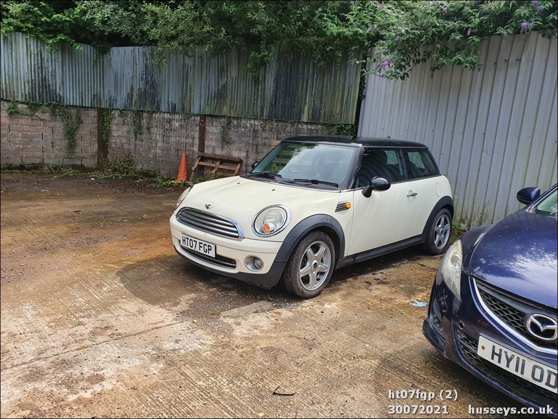 07/07 MINI COOPER - 1598cc 3dr Hatchback (White) - Image 4 of 26