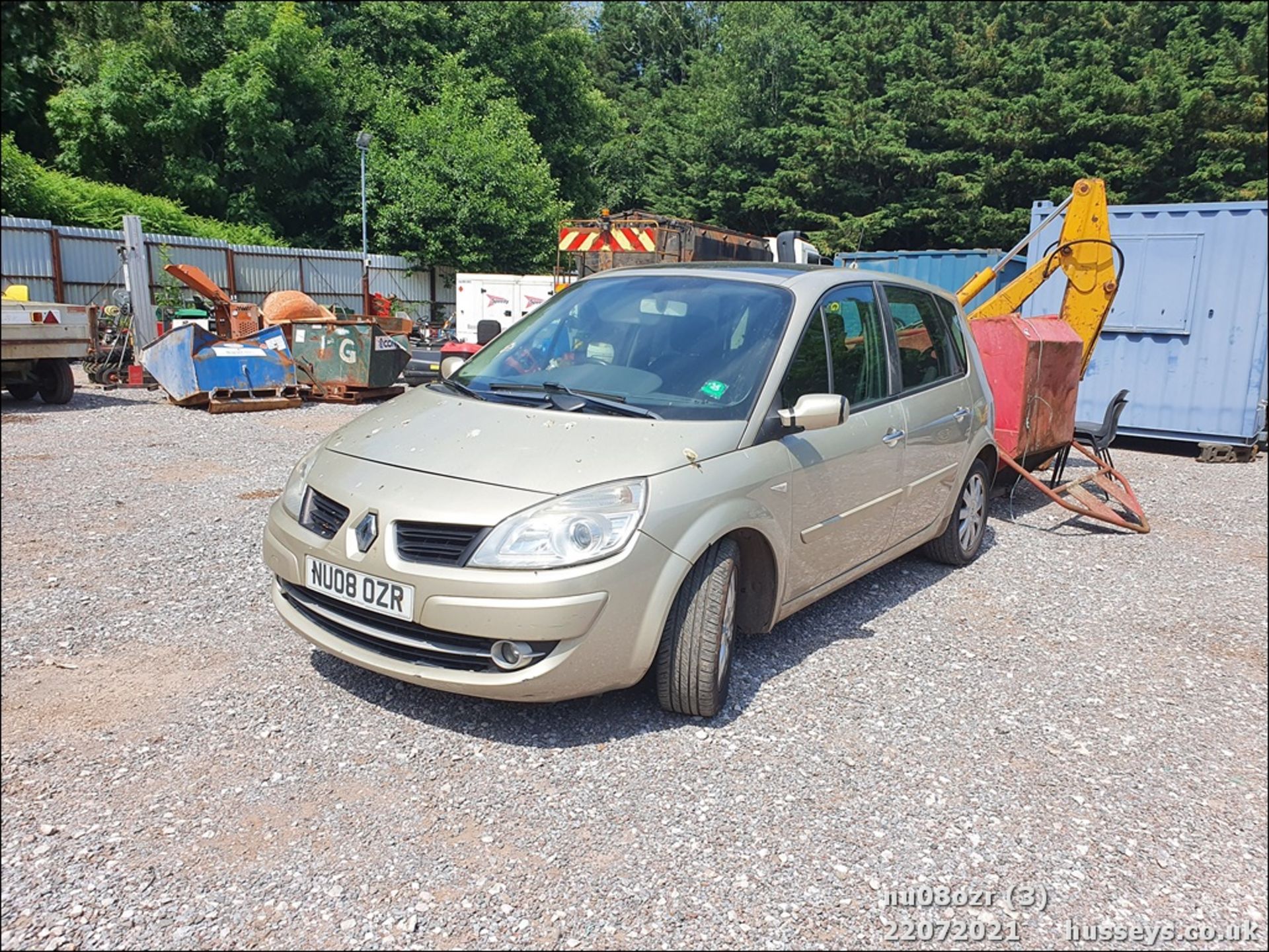 08/08 RENAULT SCENIC DYN DCI 106 - 1461cc 5dr MPV (Gold) - Image 4 of 16