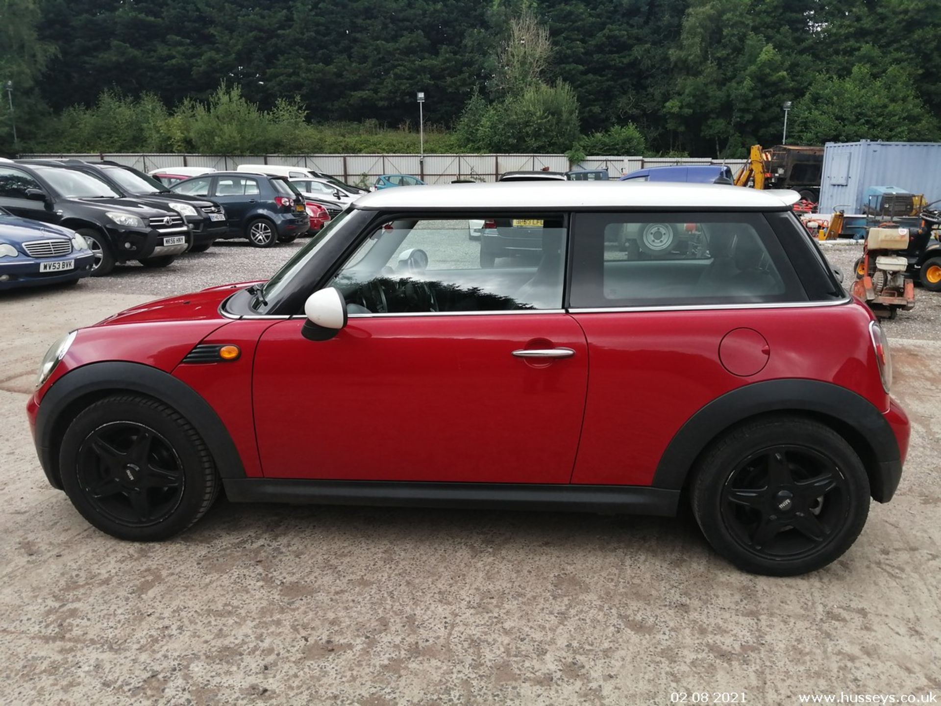 08/08 MINI COOPER - 1598cc 3dr Hatchback (Red, 80k) - Image 4 of 12