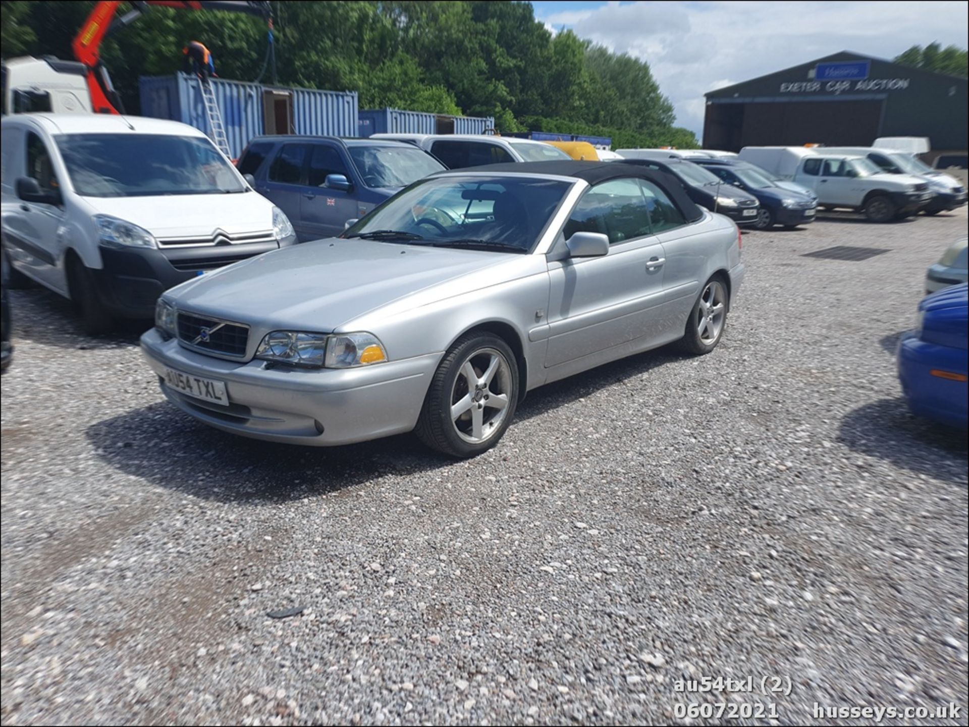 04/54 VOLVO C70 T - 1984cc 2dr Convertible (Silver, 136k) - Image 2 of 15