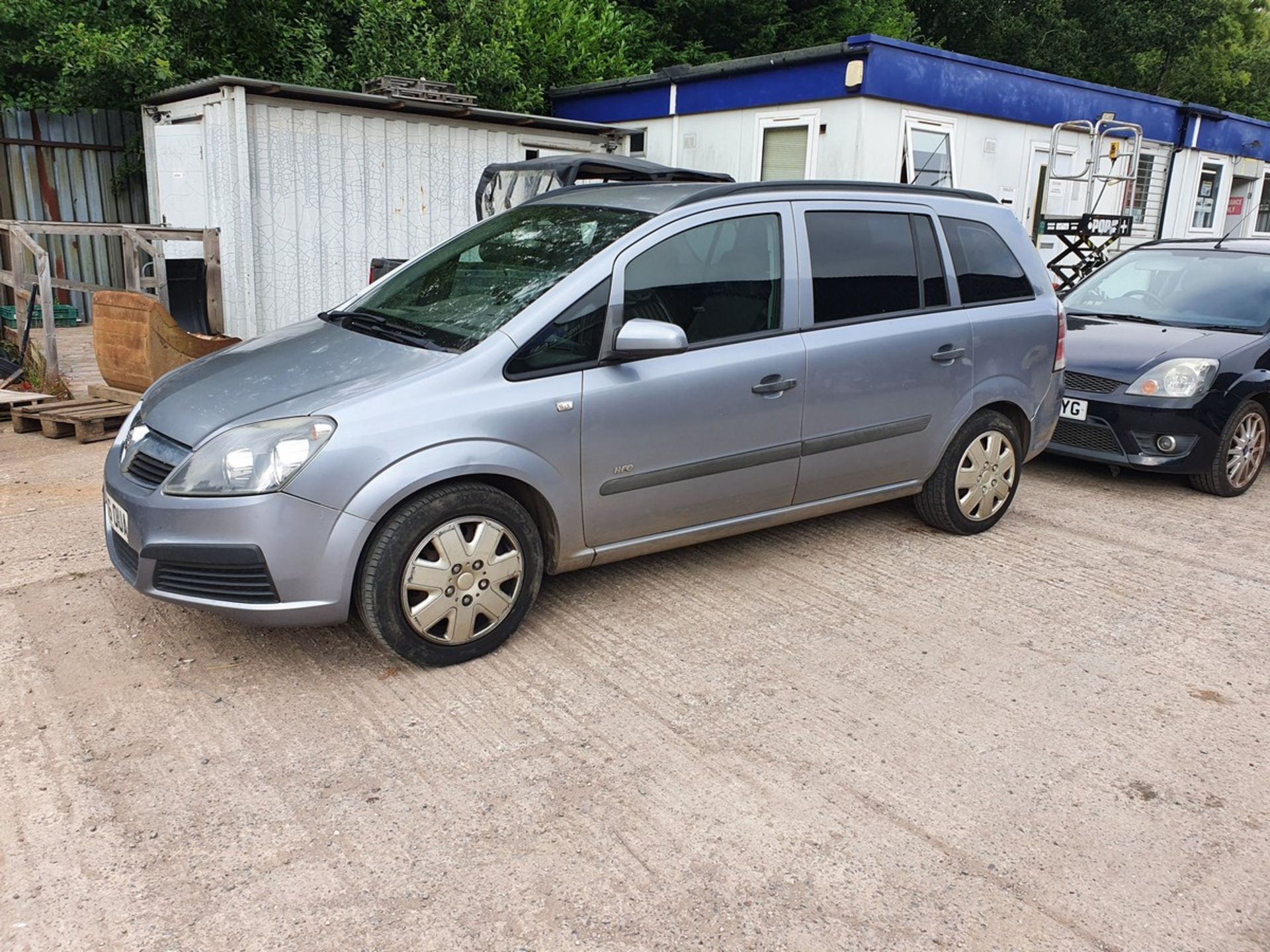 06/56 VAUXHALL ZAFIRA LIFE - 1796cc 5dr MPV (Silver, 122k) - Image 10 of 13