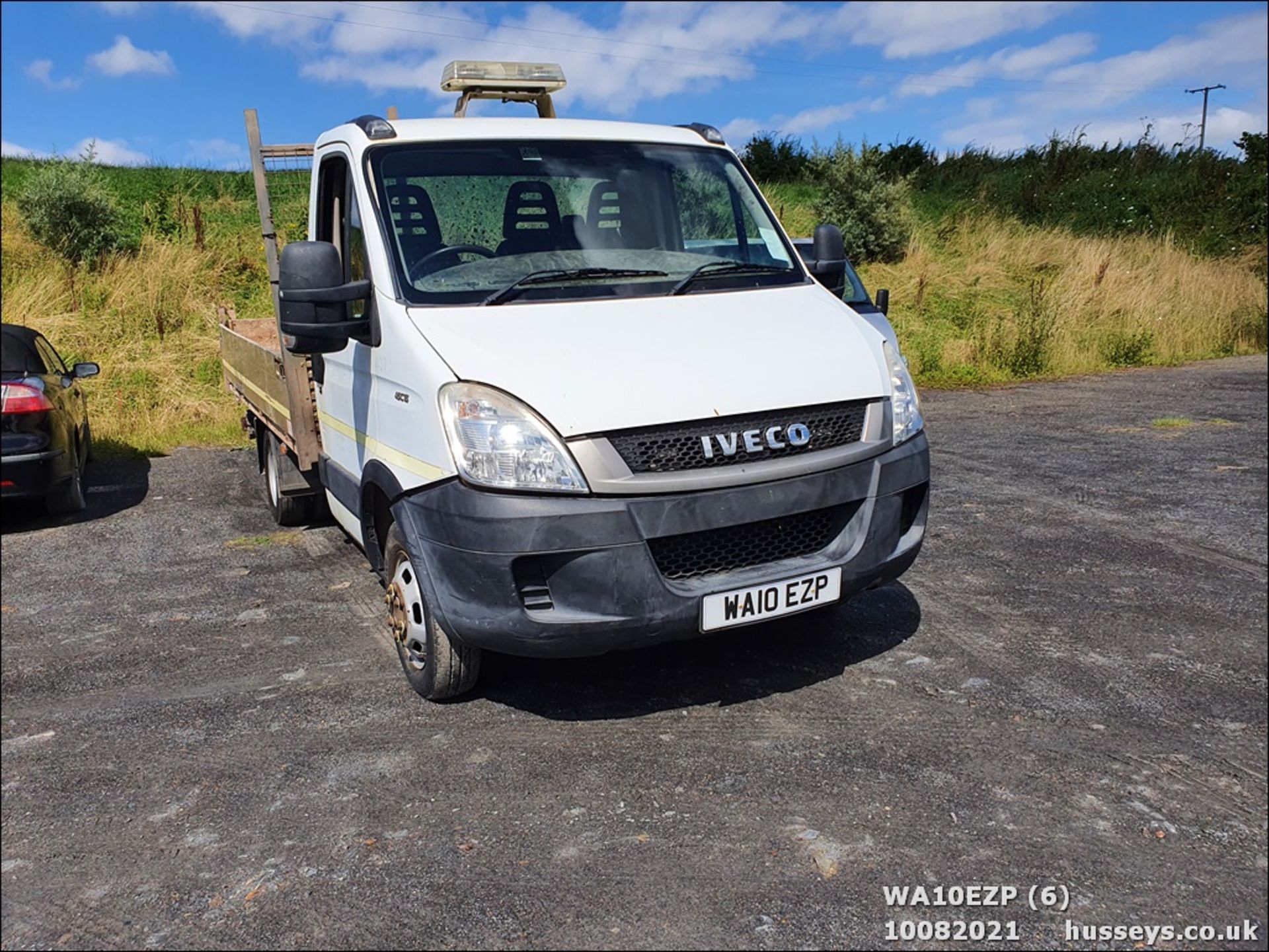 10/10 IVECO DAILY 45C15 - 2998cc Tipper (White) - Image 7 of 17