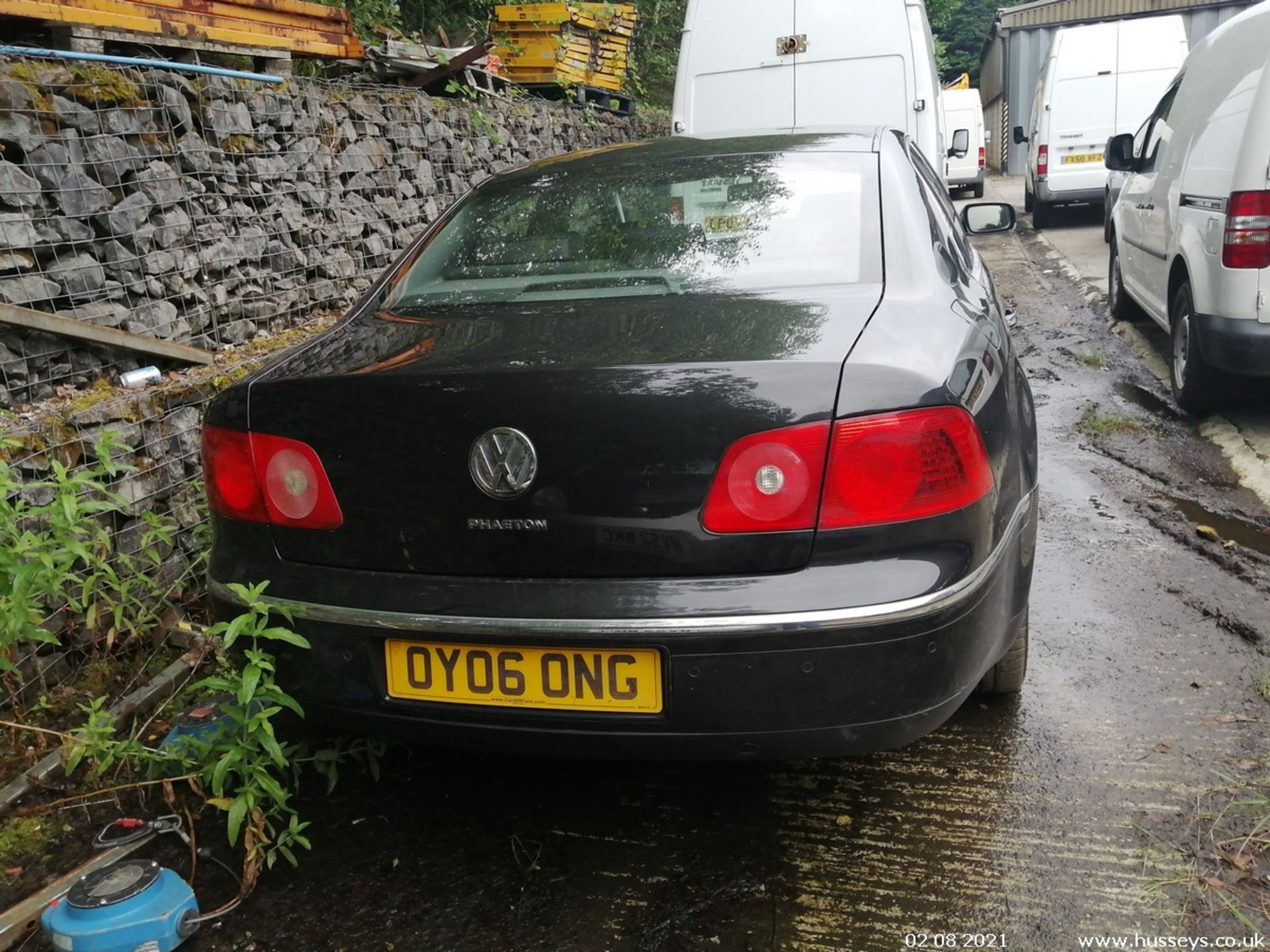 06/06 VOLKSWAGEN PHAETON V6TDI 4MN 5SEAT A - 2967cc 4dr Saloon (Black, 149k) - Image 5 of 12