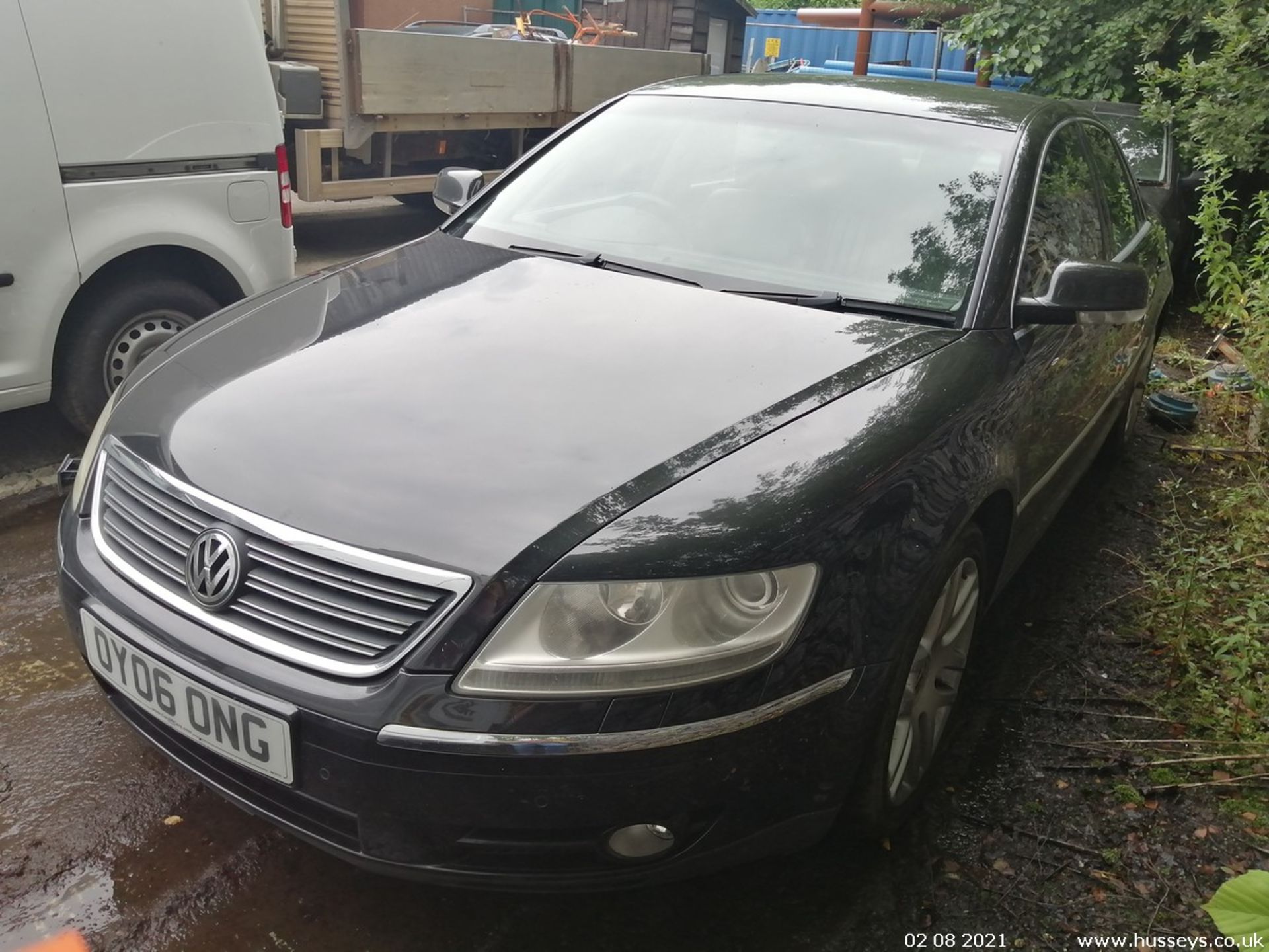 06/06 VOLKSWAGEN PHAETON V6TDI 4MN 5SEAT A - 2967cc 4dr Saloon (Black, 149k) - Image 7 of 12